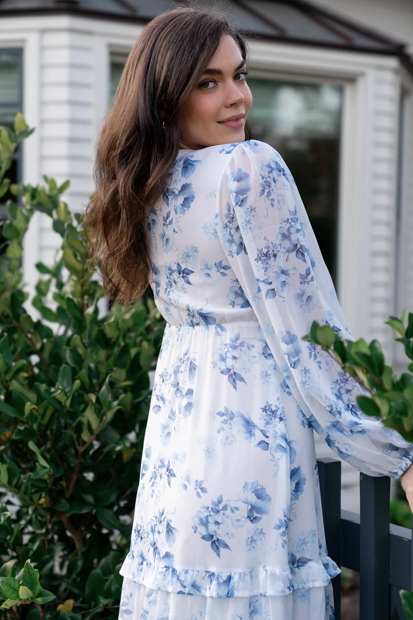 Rumi Deep V Maxi Dress | Off White + Blue Floral - Vlounger