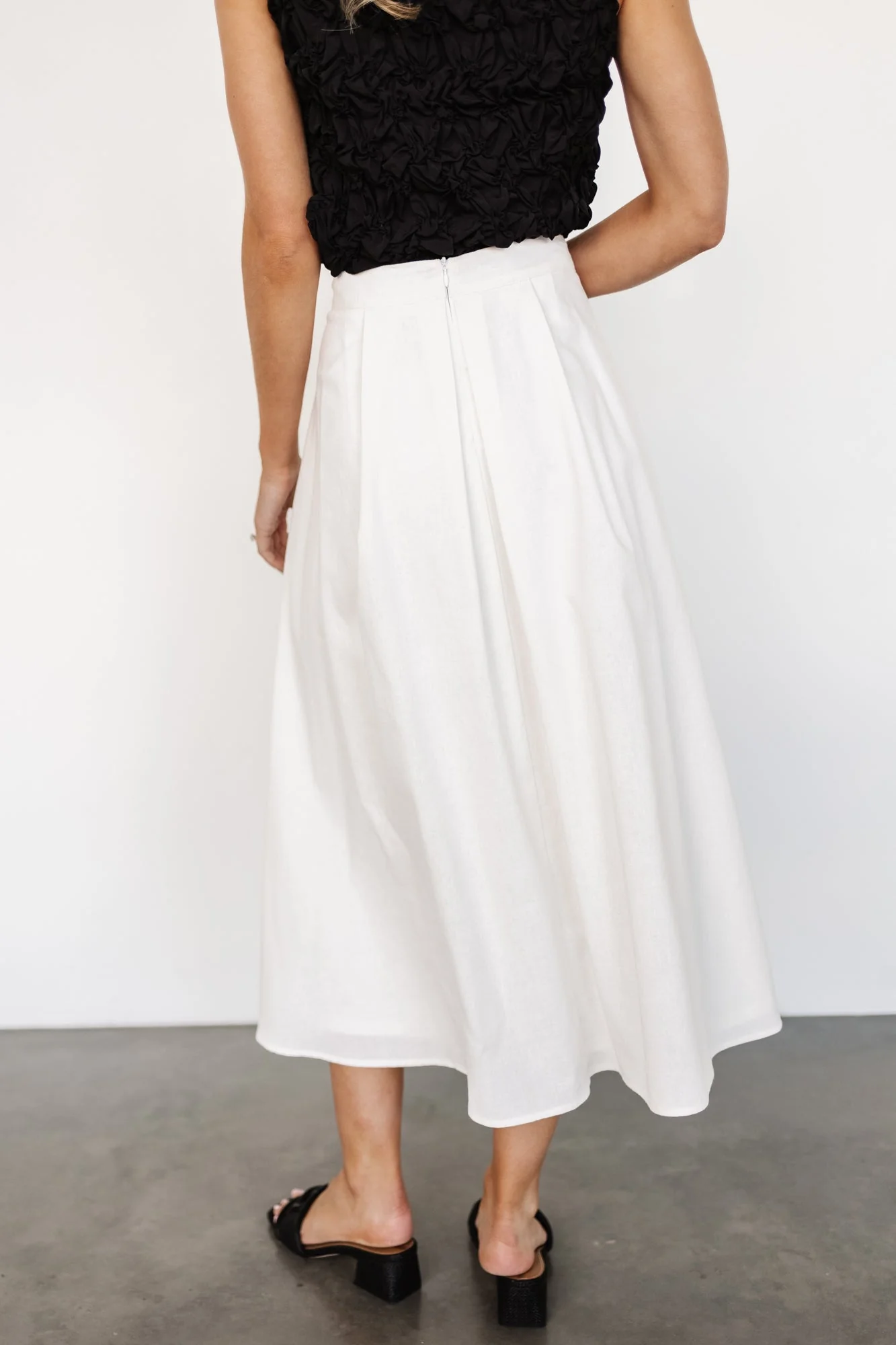Katie Pleated Midi Skirt | Off White - Vlounger