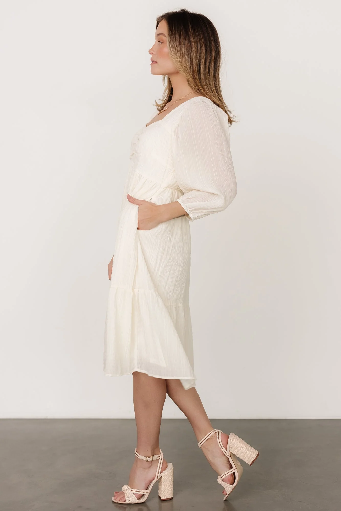 Vaeda Midi Dress | Cream - Vlounger