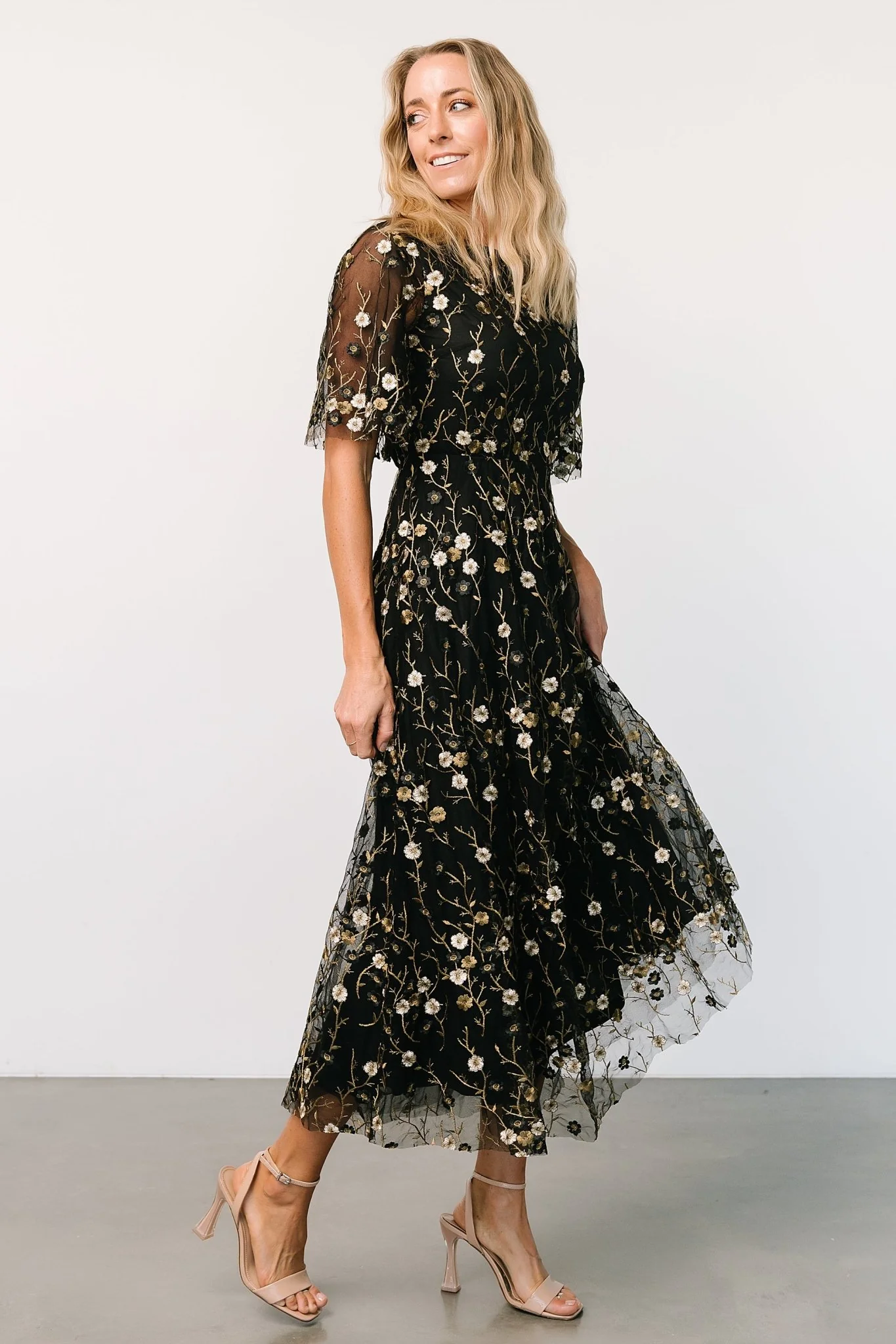 Arabella Embroidered Tulle Maxi Dress | Gold + Black - Vlounger
