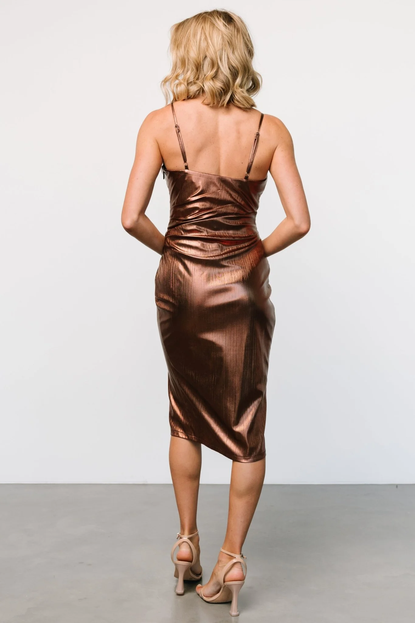 Whitney Midi Dress | Bronze - Vlounger
