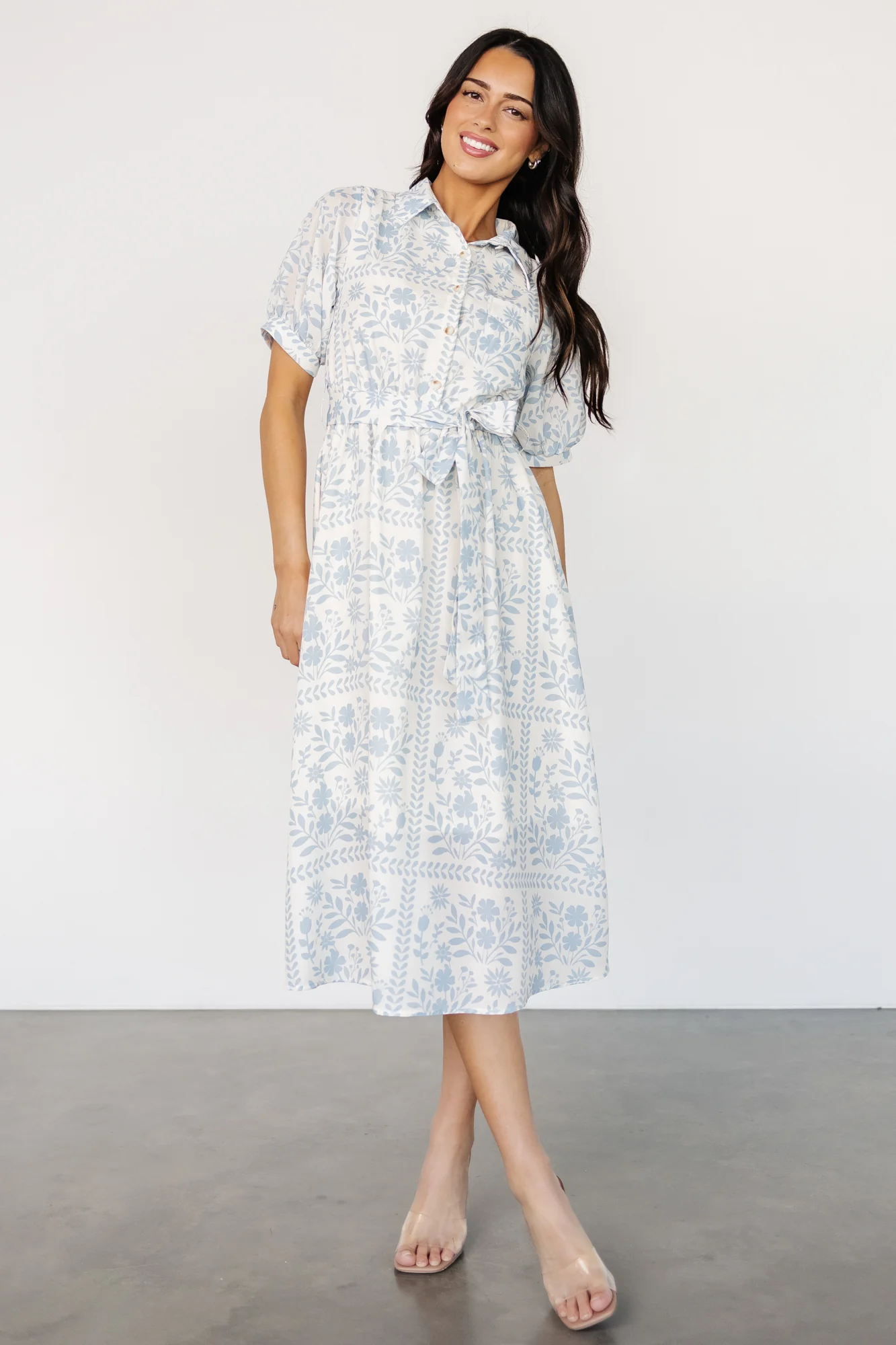 Jamila Midi Dress | Light Blue Floral - Vlounger