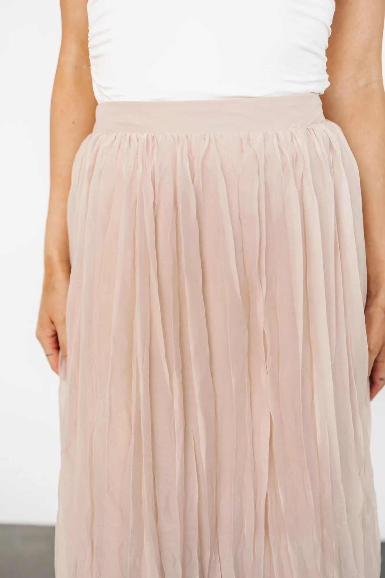 Cyra Midi Skirt | Natural - Vlounger