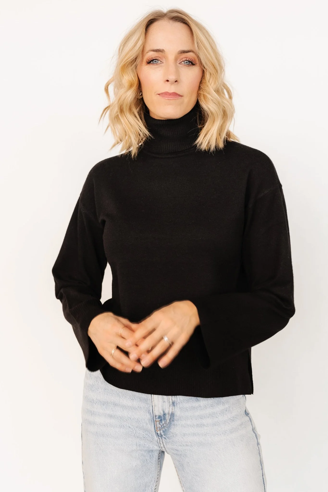 Irene Turtleneck Sweater Top | Black - Vlounger