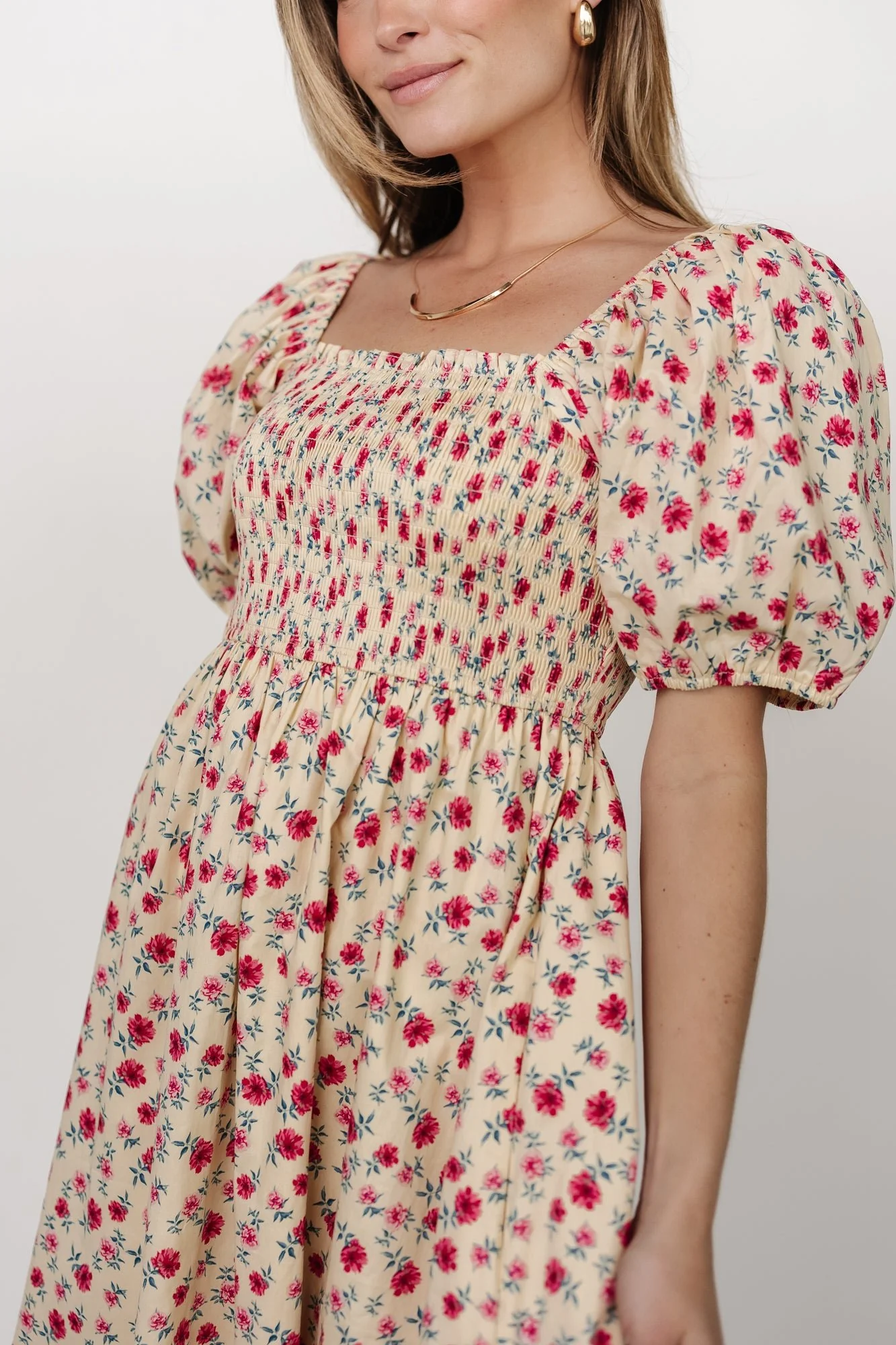 Haddie Smocked Midi Dress | Cream + Rose Floral - Vlounger