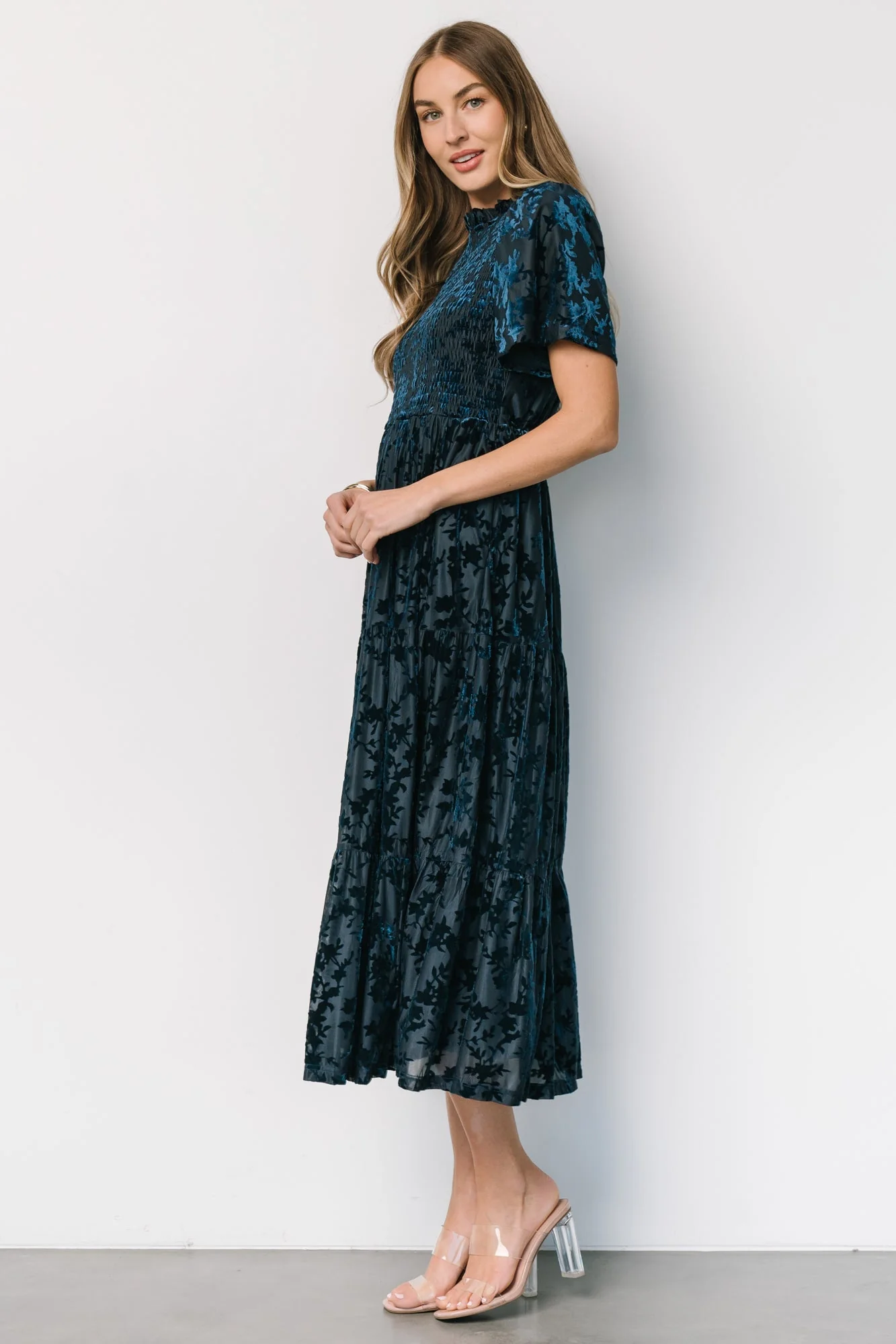 Callen Smocked Velvet Dress | Deep Blue - Vlounger