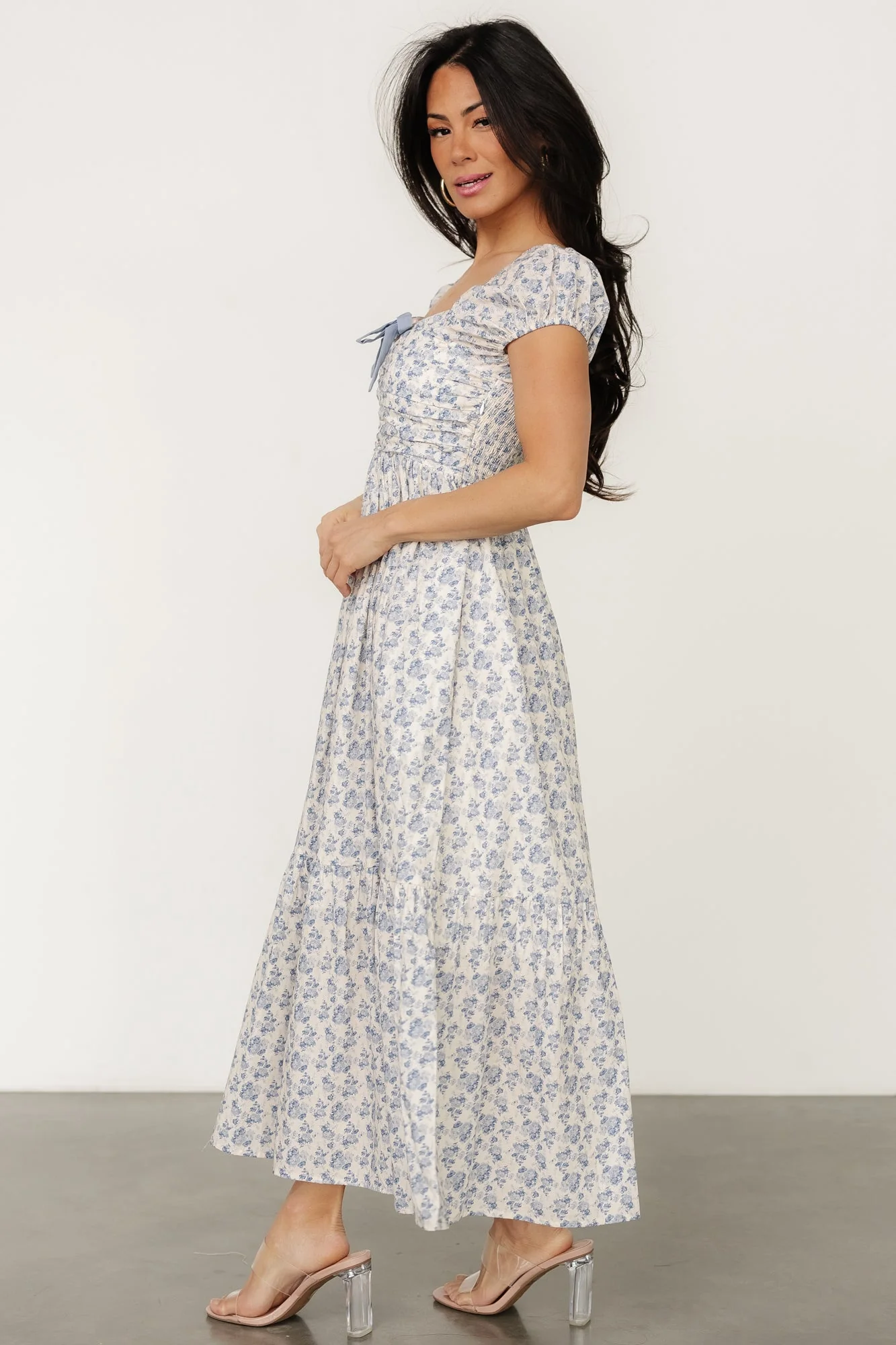 Haven Bow Dress | Ivory + Blue Floral - Vlounger