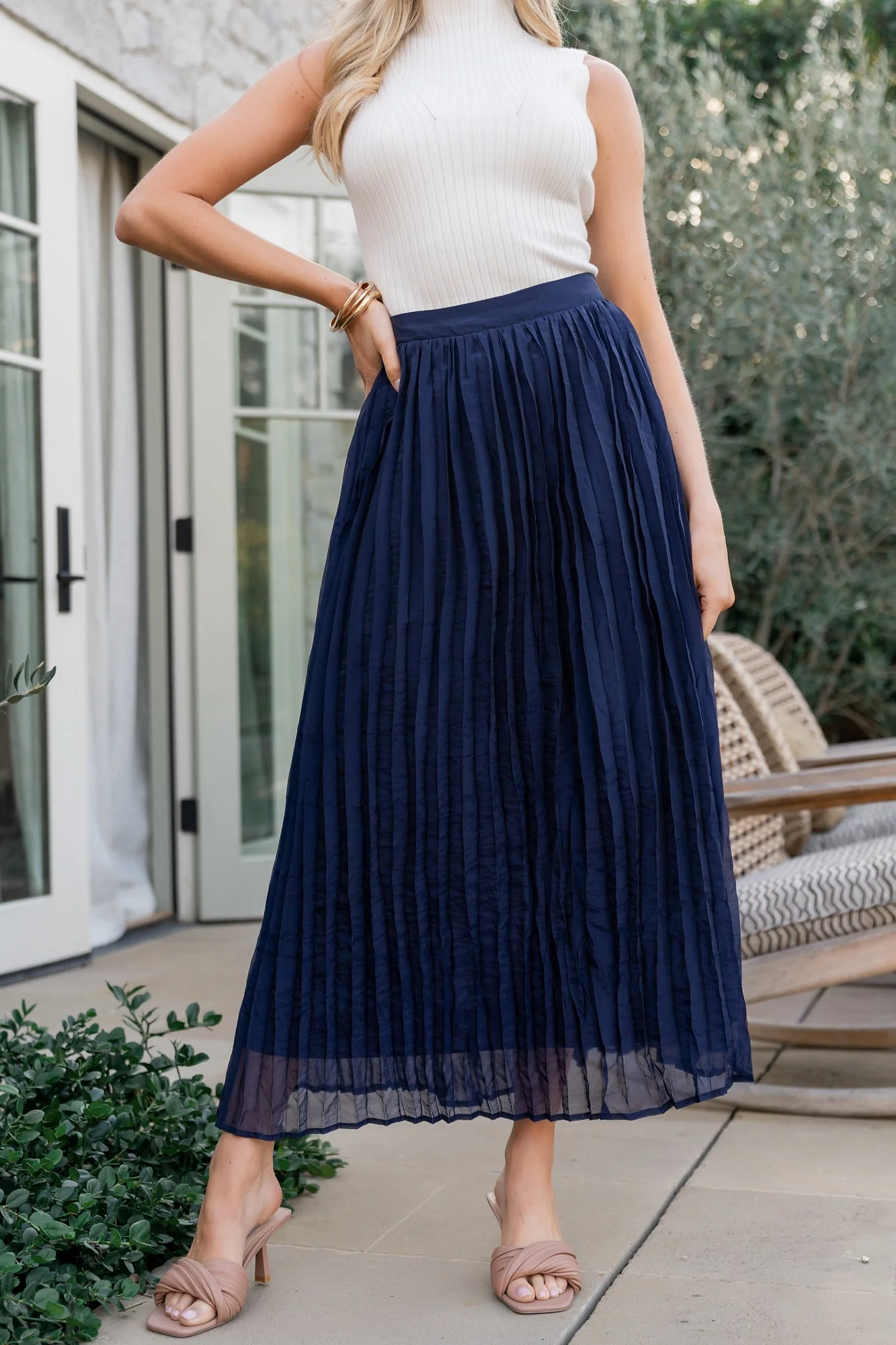 Cyra Midi Skirt | Navy - Vlounger