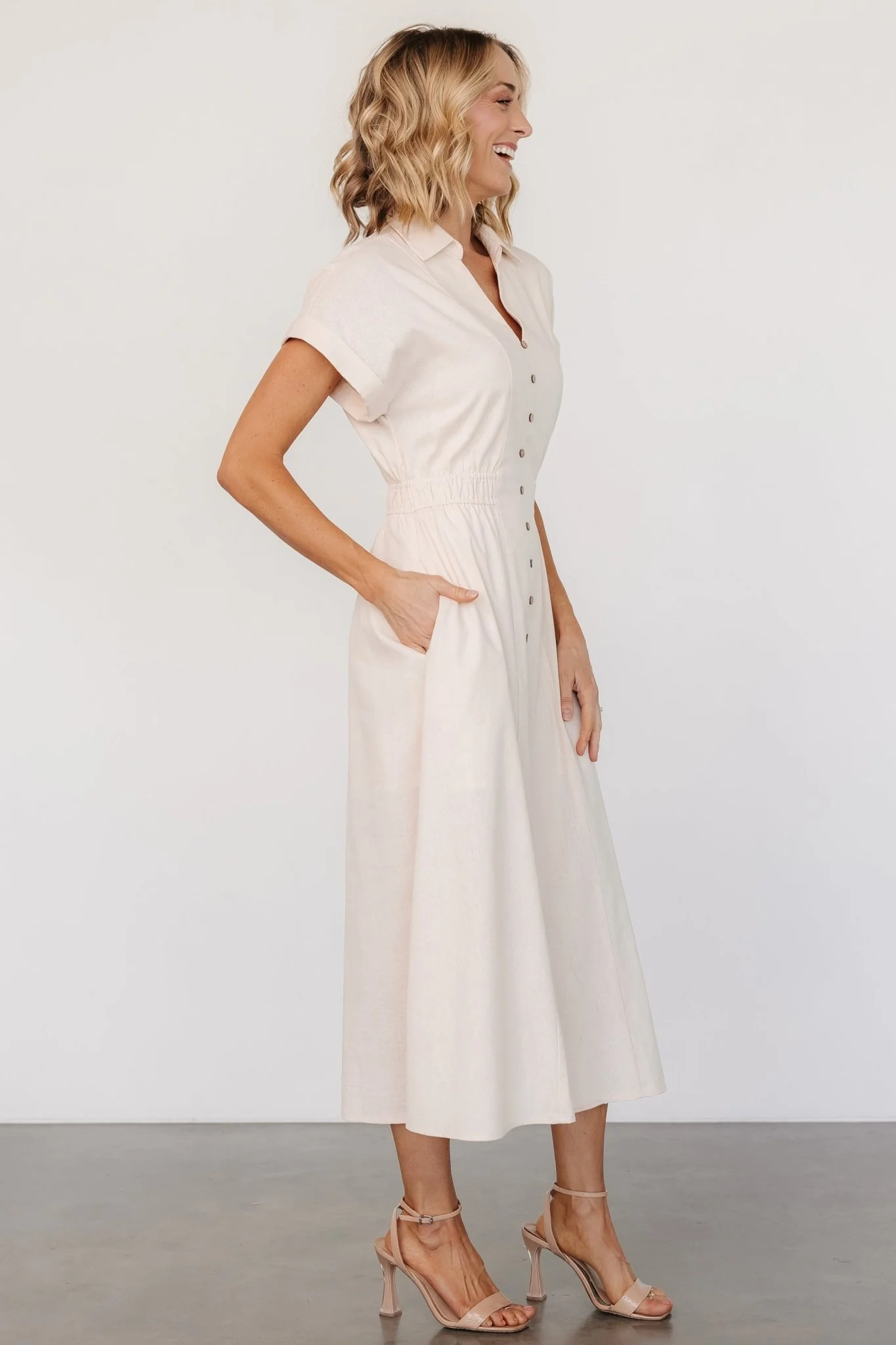 Larah Button Dress | Natural - Vlounger