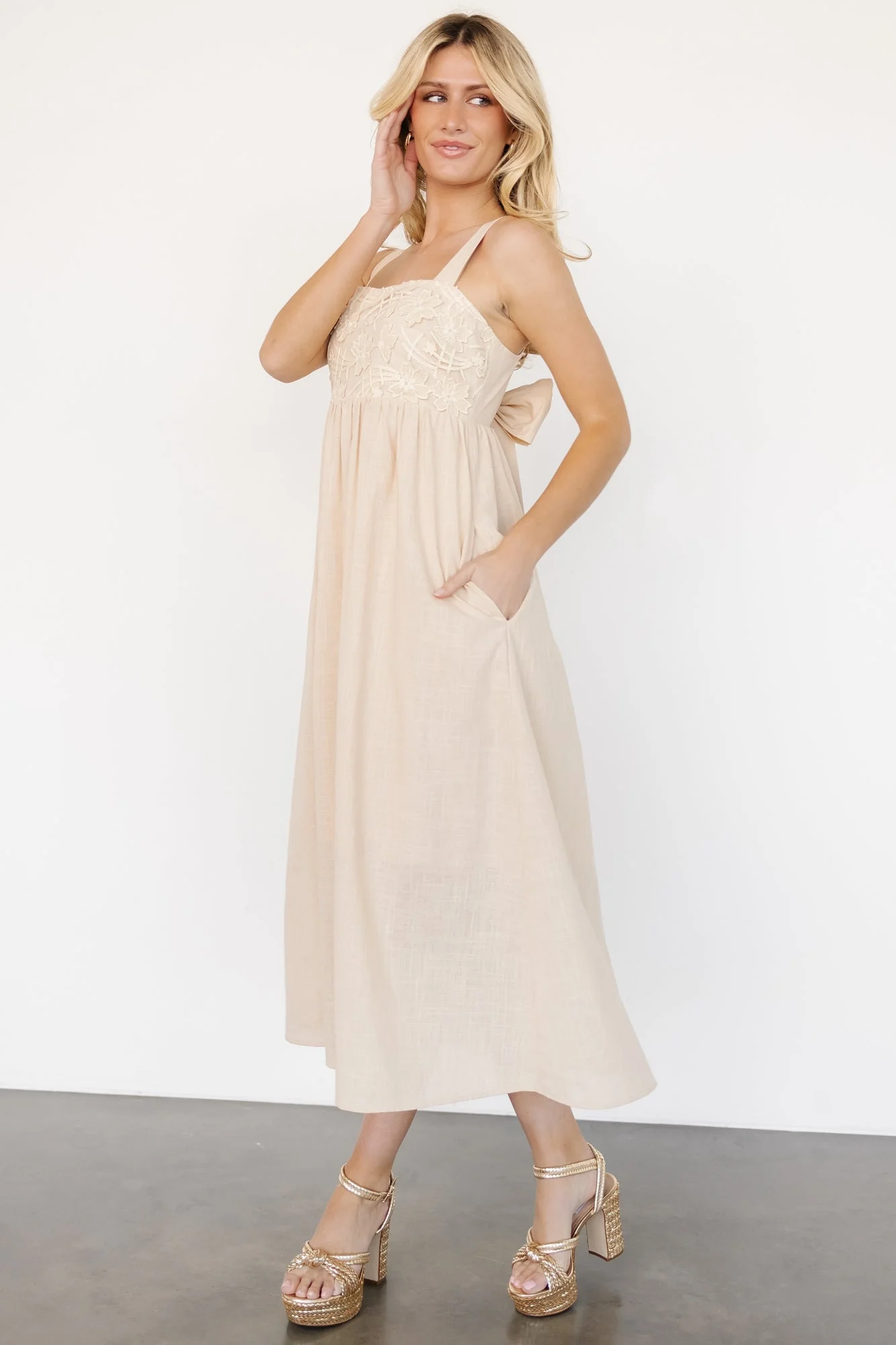 Mia Tie Back Dress | Natural - Vlounger