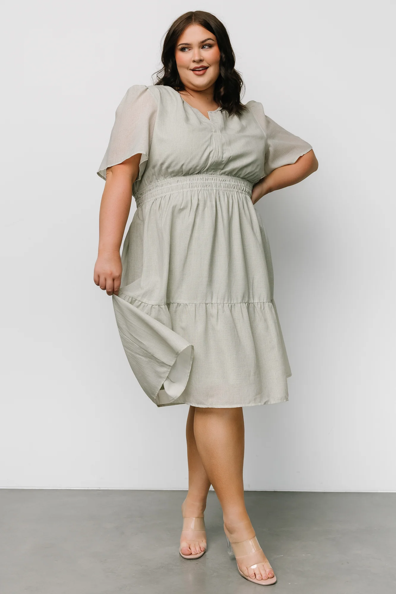Dita Short Dress | Sage - Vlounger