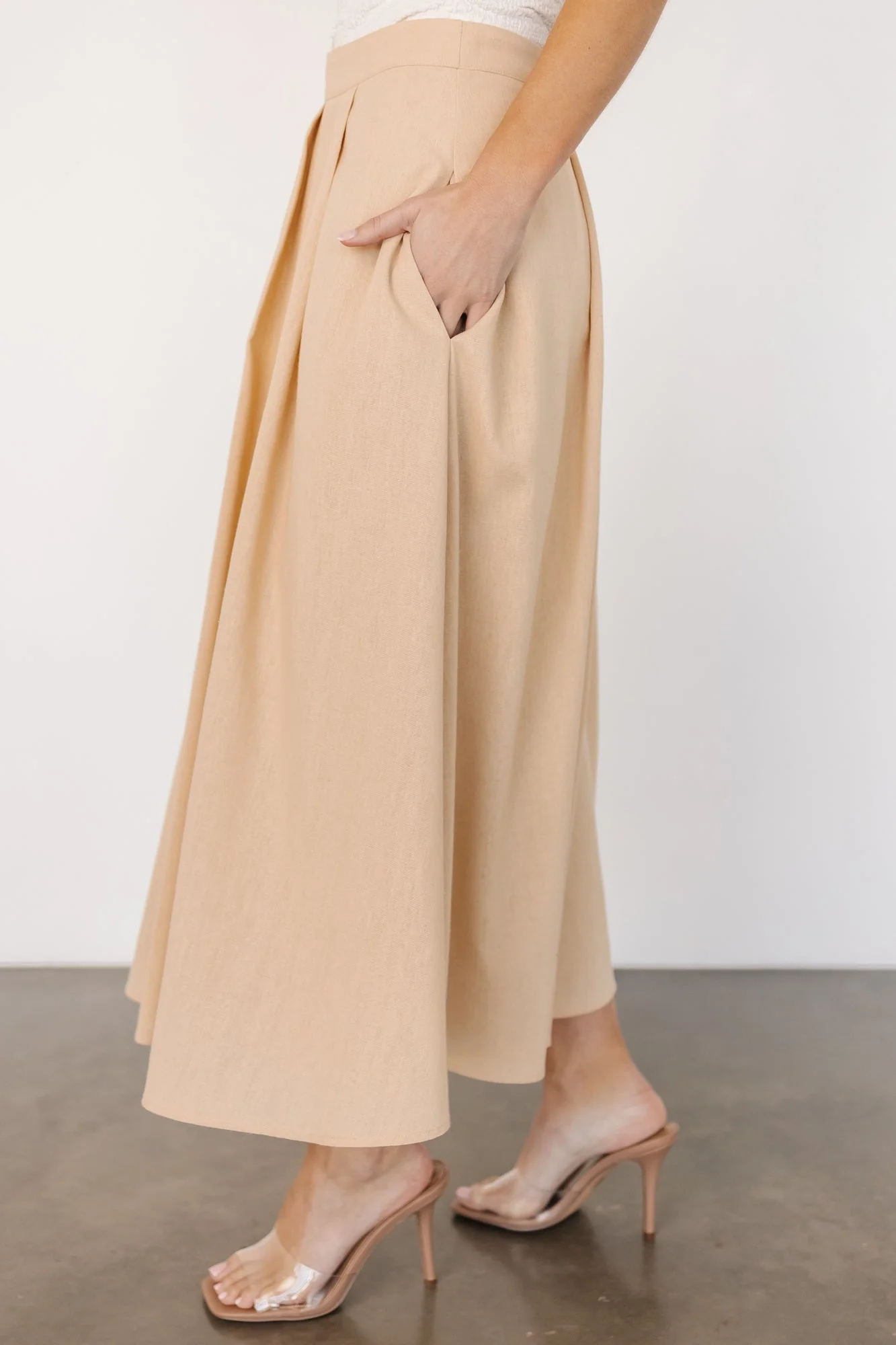 Katie Pleated Midi Skirt | Natural - Vlounger