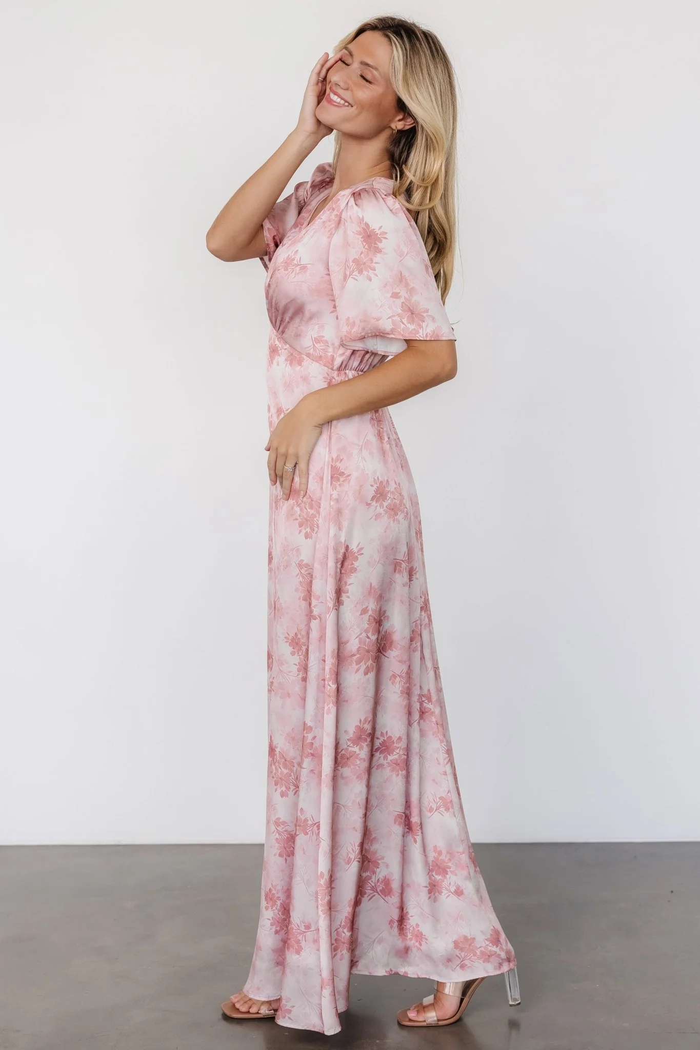Carmen Maxi Dress | Blush Floral - Vlounger