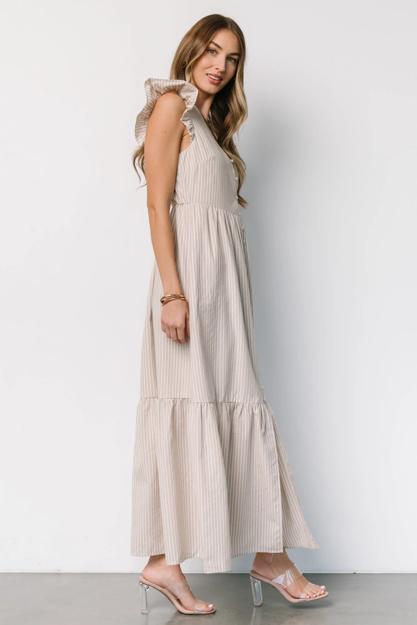 Hettie Button Maxi Dress | Beige Stripe - Vlounger