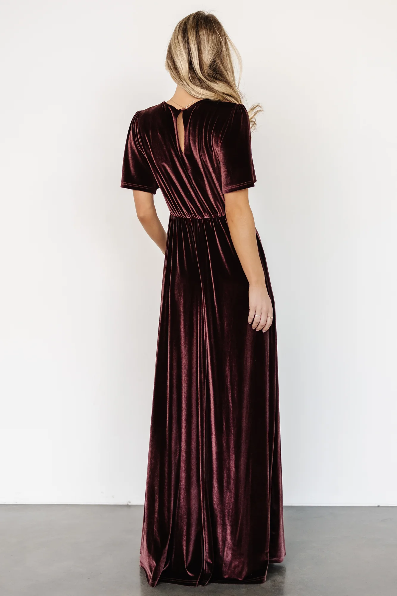 Vivian Velvet Maxi Dress | Clove - Vlounger