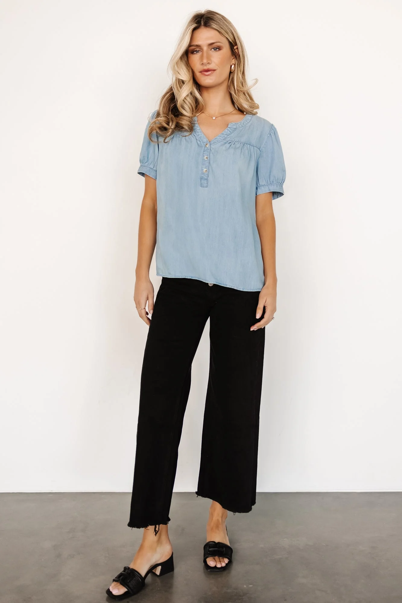 Dori Button Top | Washed Blue - Vlounger
