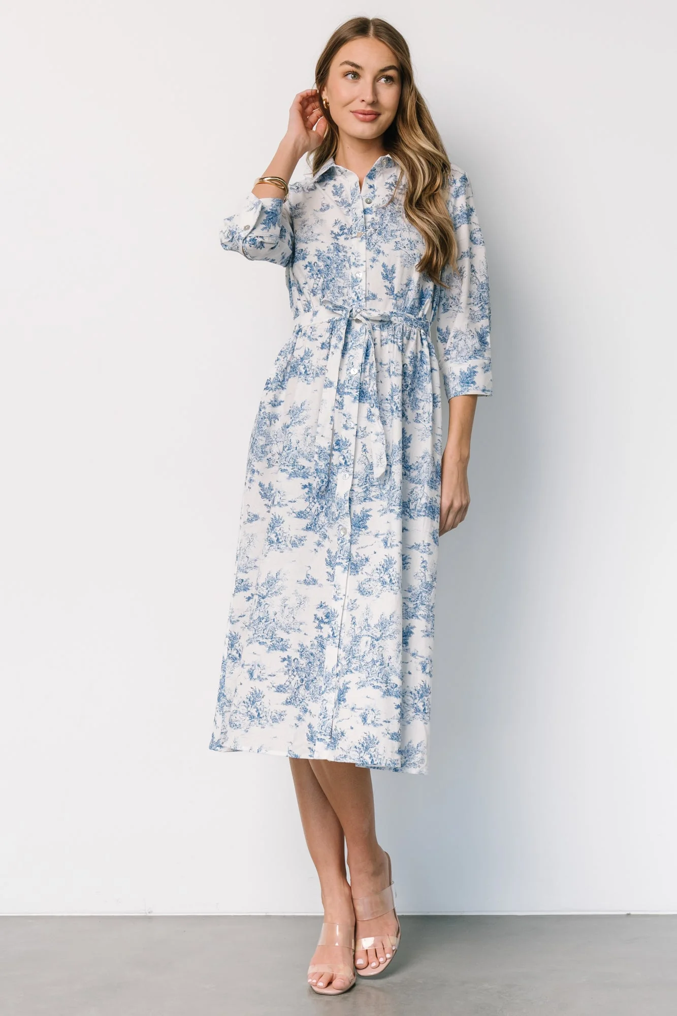 Chantelle Button Midi Dress | Off White + Blue Print - Vlounger