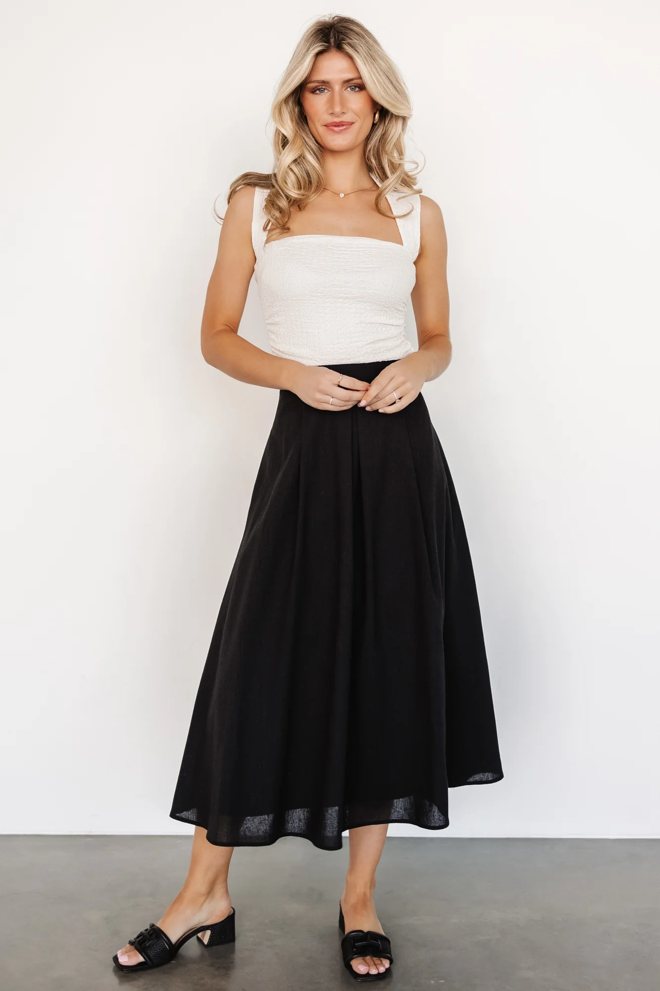 Katie Pleated Midi Skirt | Black - Vlounger