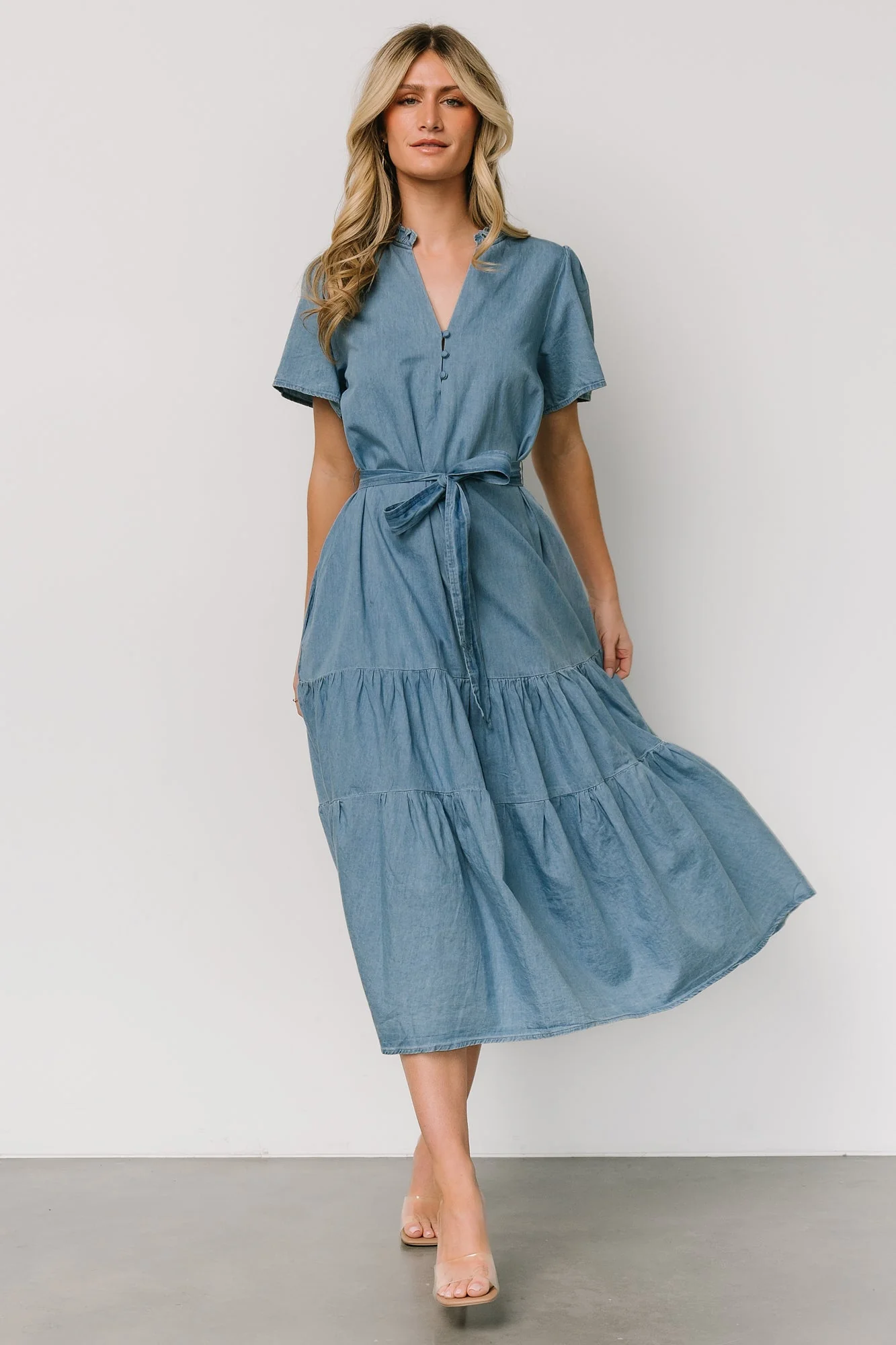 Lisa Midi Dress | Chambray - Vlounger