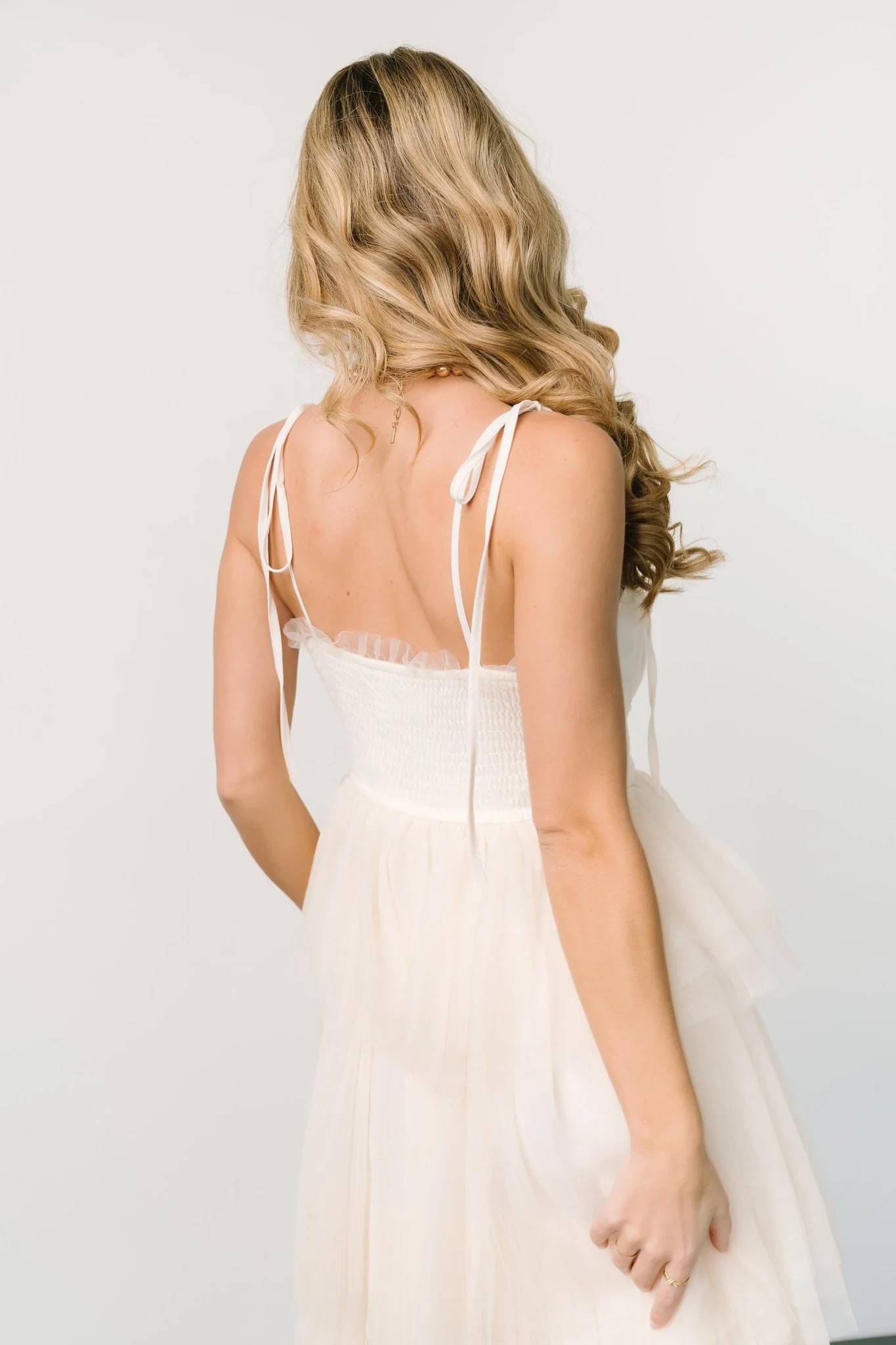 Alora Tulle Tiered Maxi Dress | Cream - Vlounger