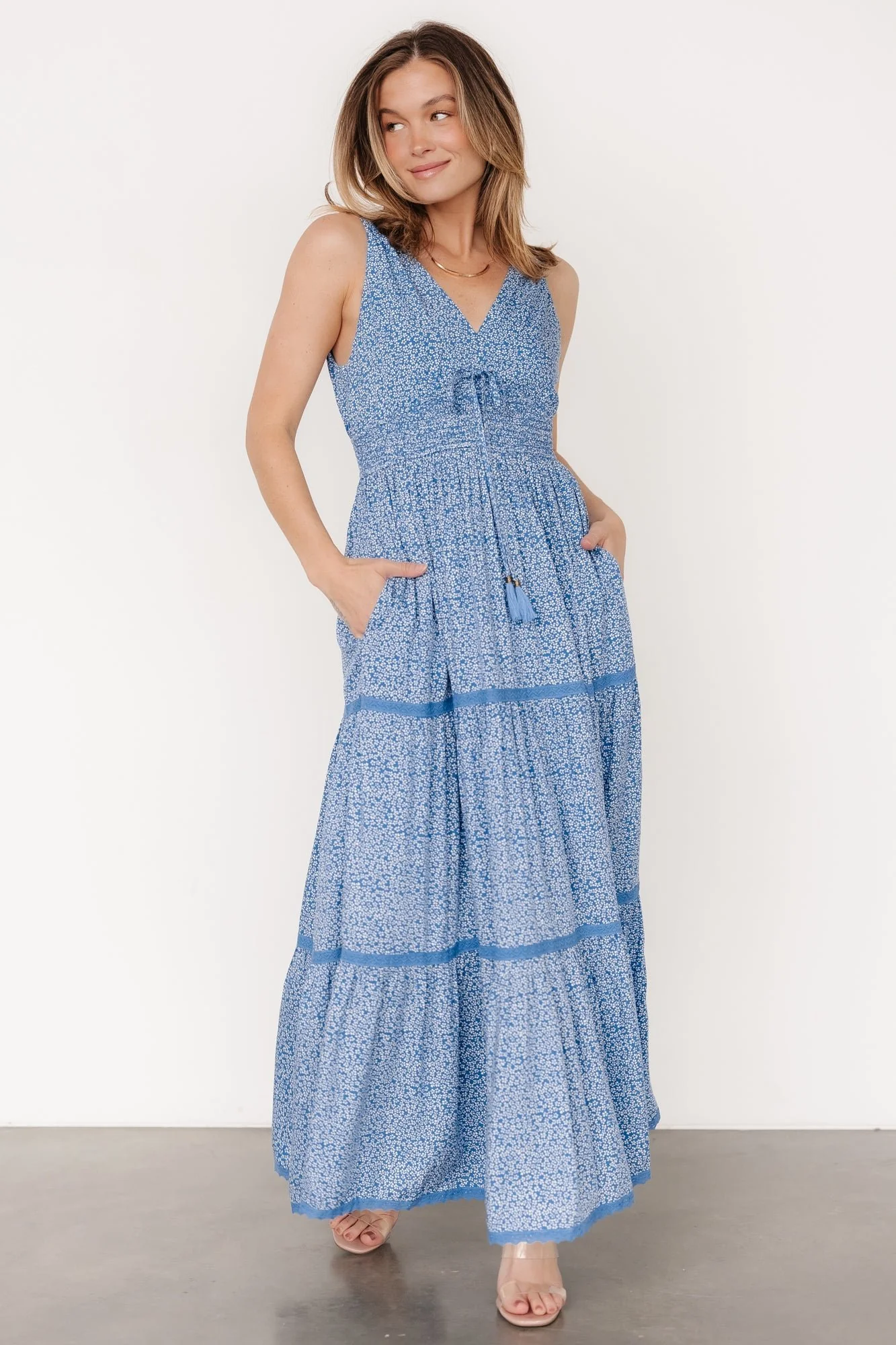 Lauren Maxi Dress | Blue Floral - Vlounger