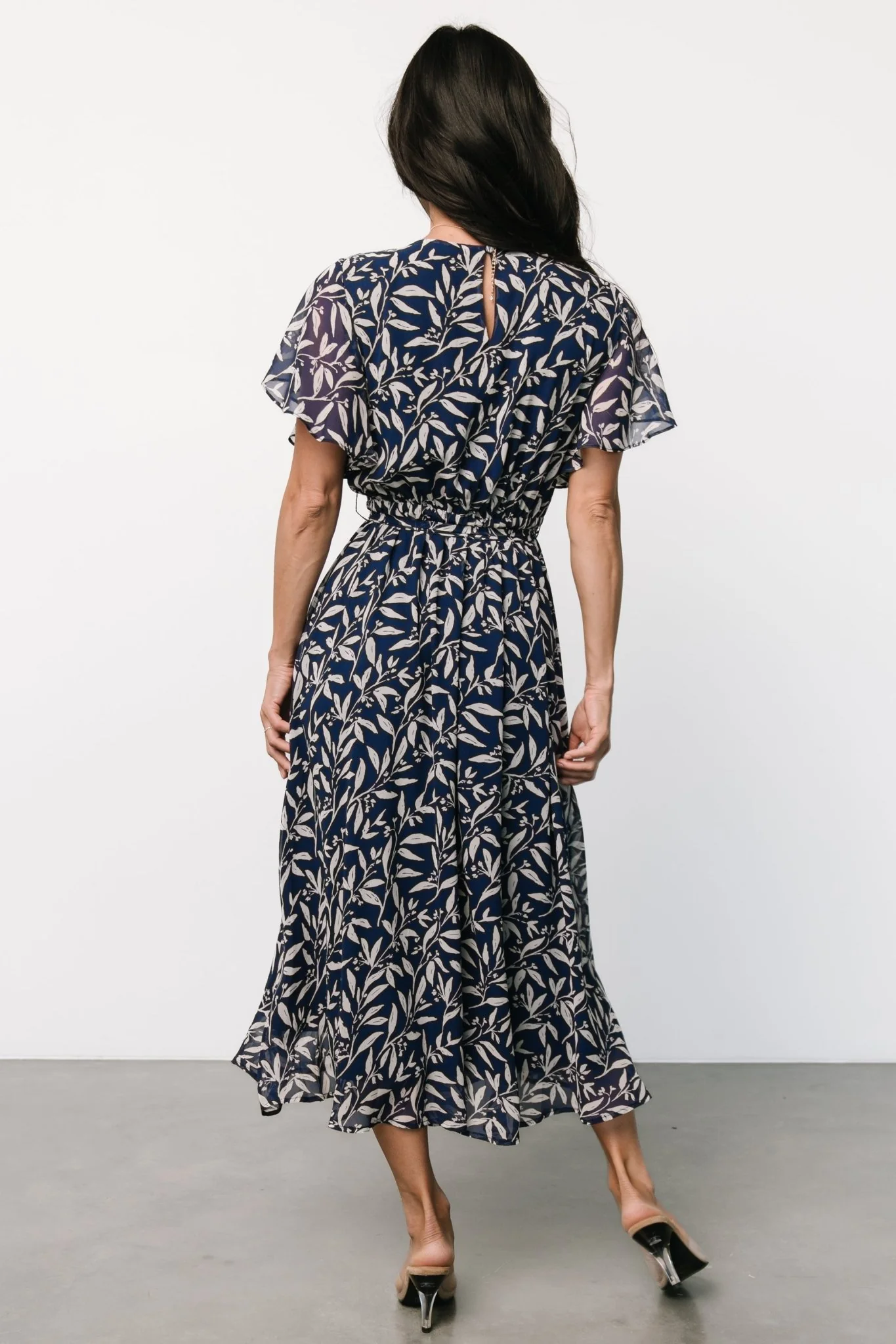 Laurel Midi Dress | Blue + Gray Floral - Vlounger