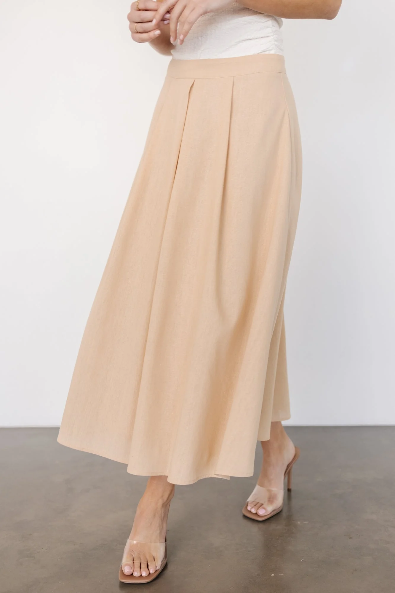 Katie Pleated Midi Skirt | Natural - Vlounger