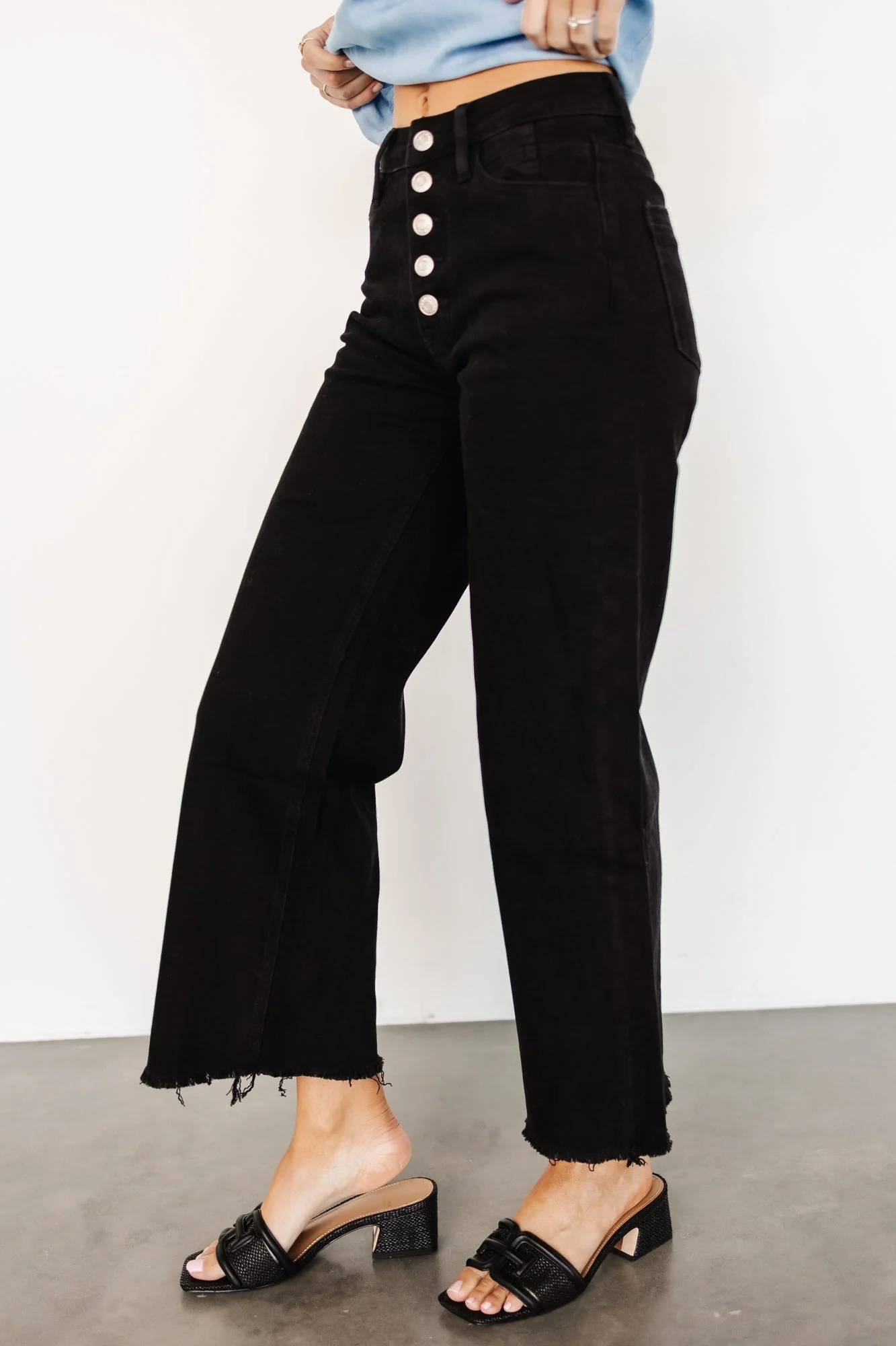 Georgie High Rise Wide Leg Jeans | Black - Vlounger