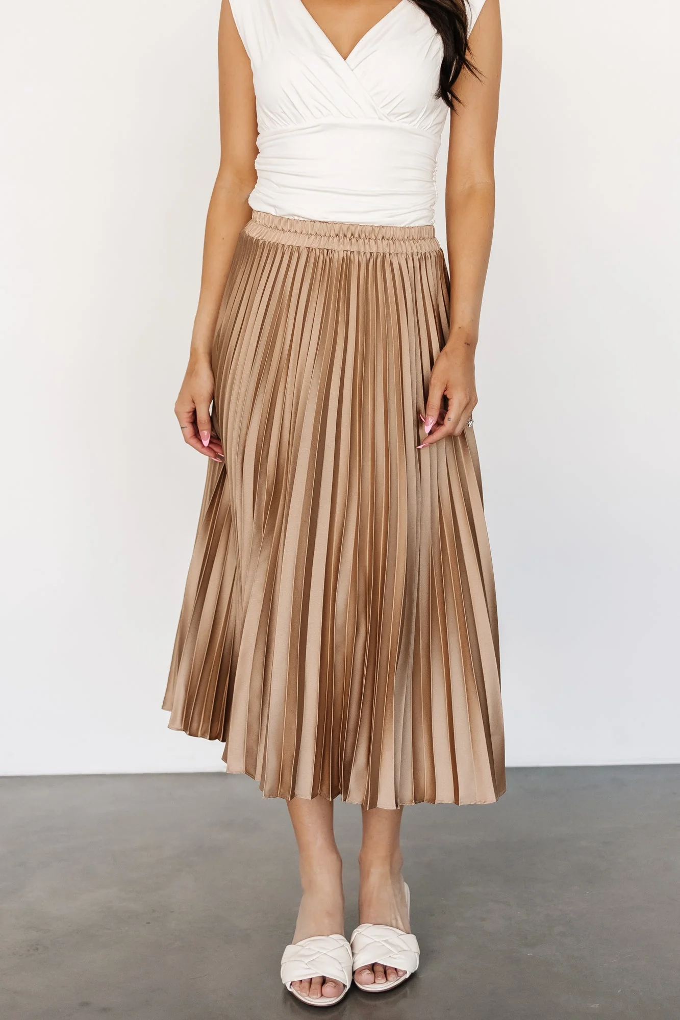 Demetria Pleated Midi Skirt | Light Bronze - Vlounger