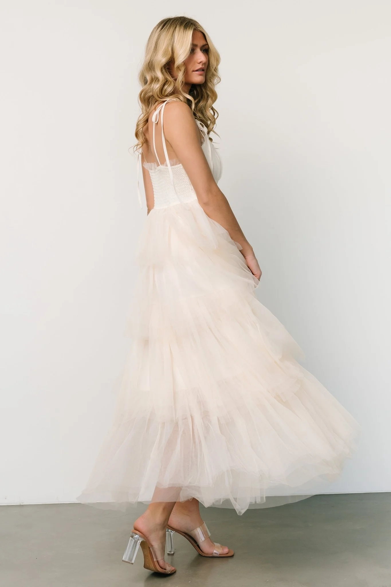 Alora Tulle Tiered Maxi Dress | Cream - Vlounger