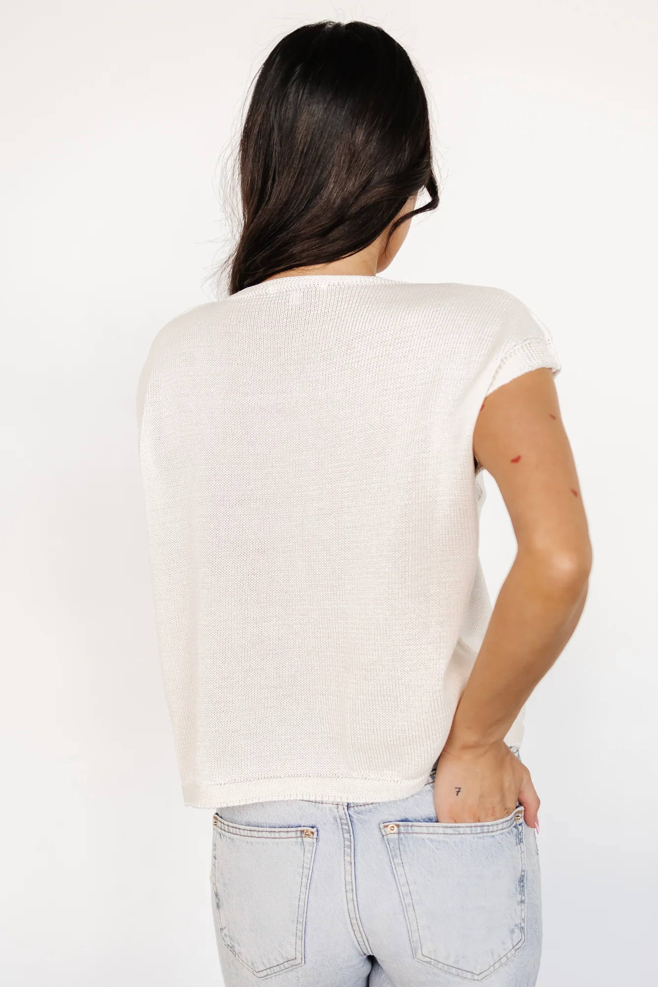Lexie Knit Top | Cream + Cherry Applique - Vlounger