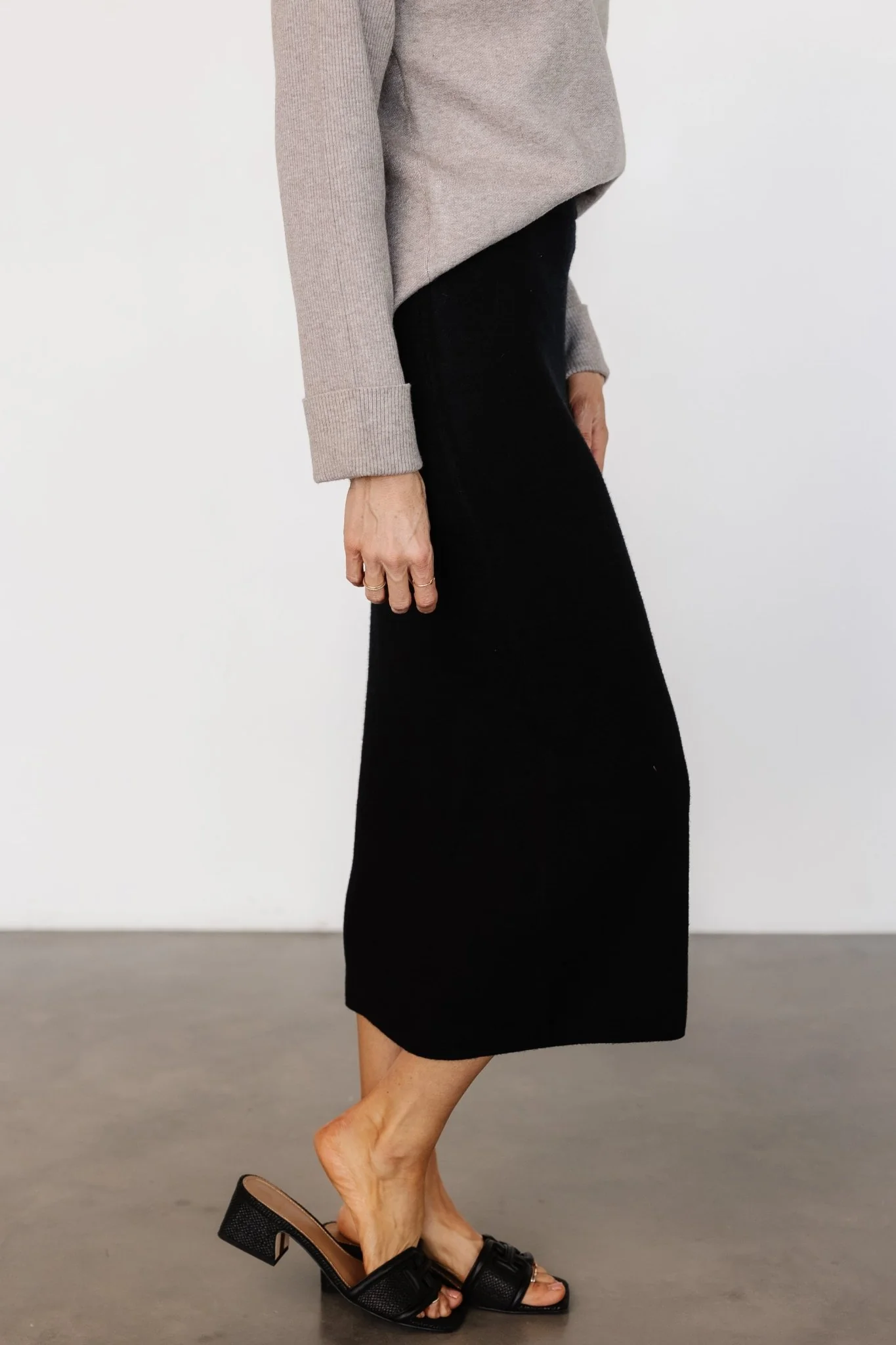 Alonso Knit Midi Skirt | Black - Vlounger