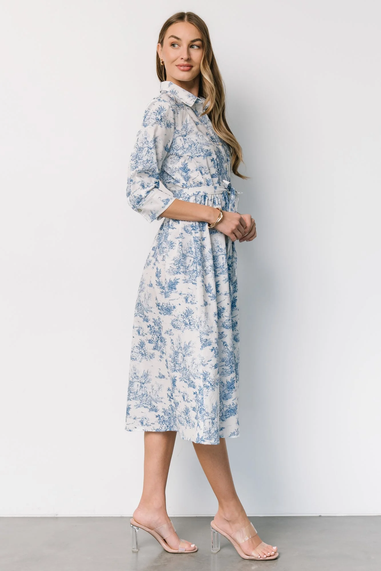 Chantelle Button Midi Dress | Off White + Blue Print - Vlounger