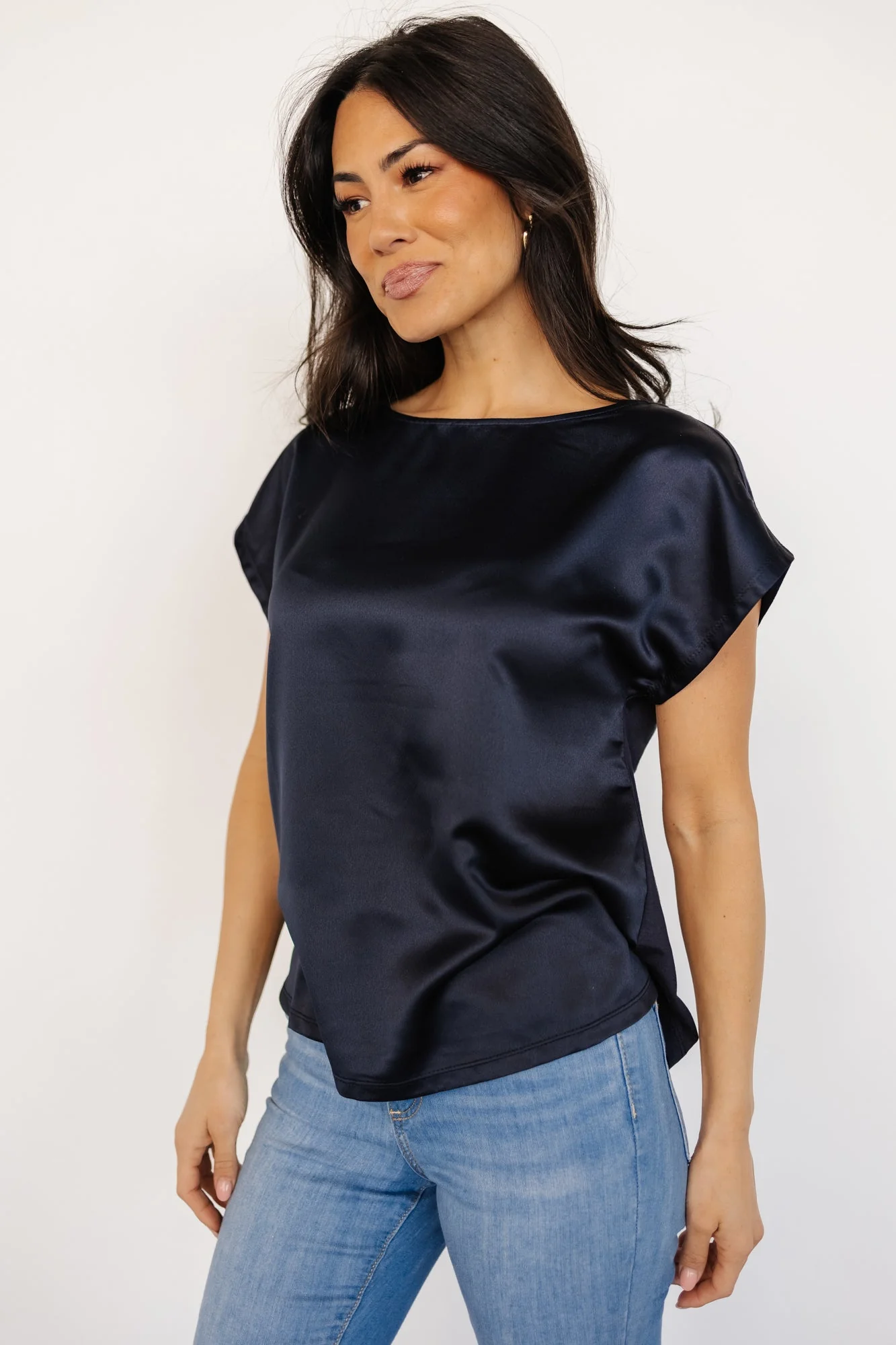 Leonie Satin Top | Navy - Vlounger