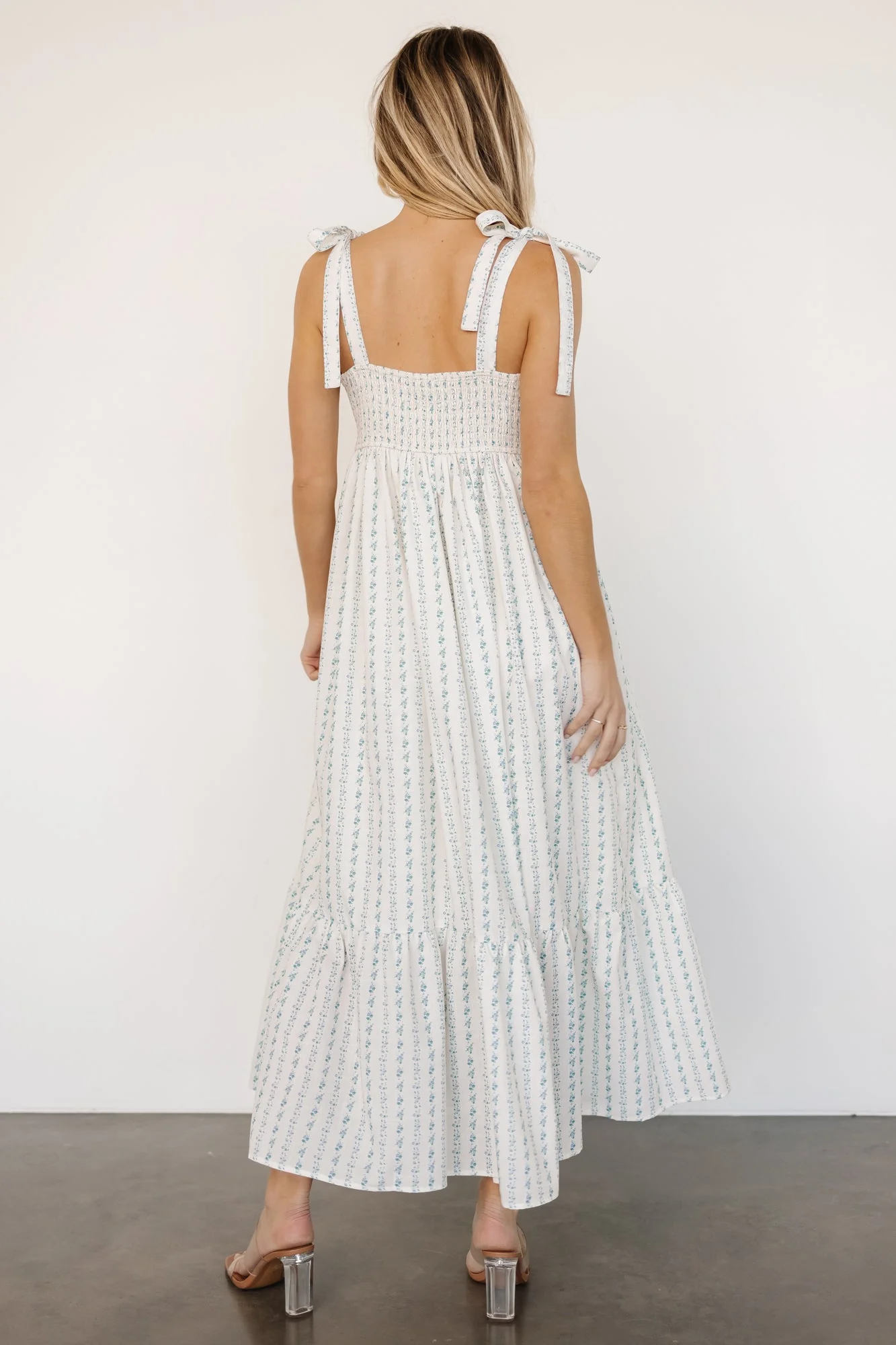 Kennie Maxi Dress | Cream Multi Floral - Vlounger