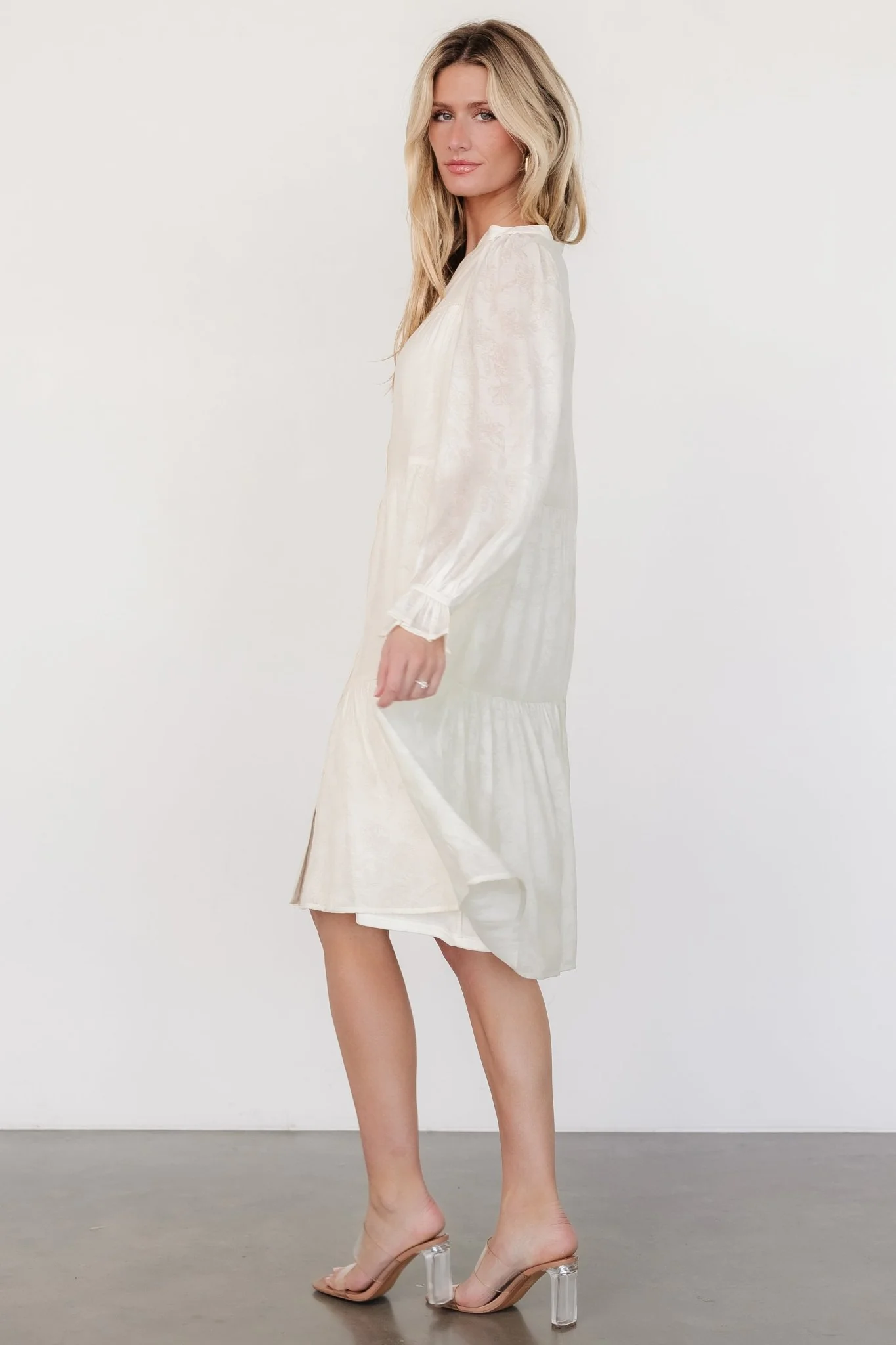 Brenna Button Midi Dress | Cream - Vlounger
