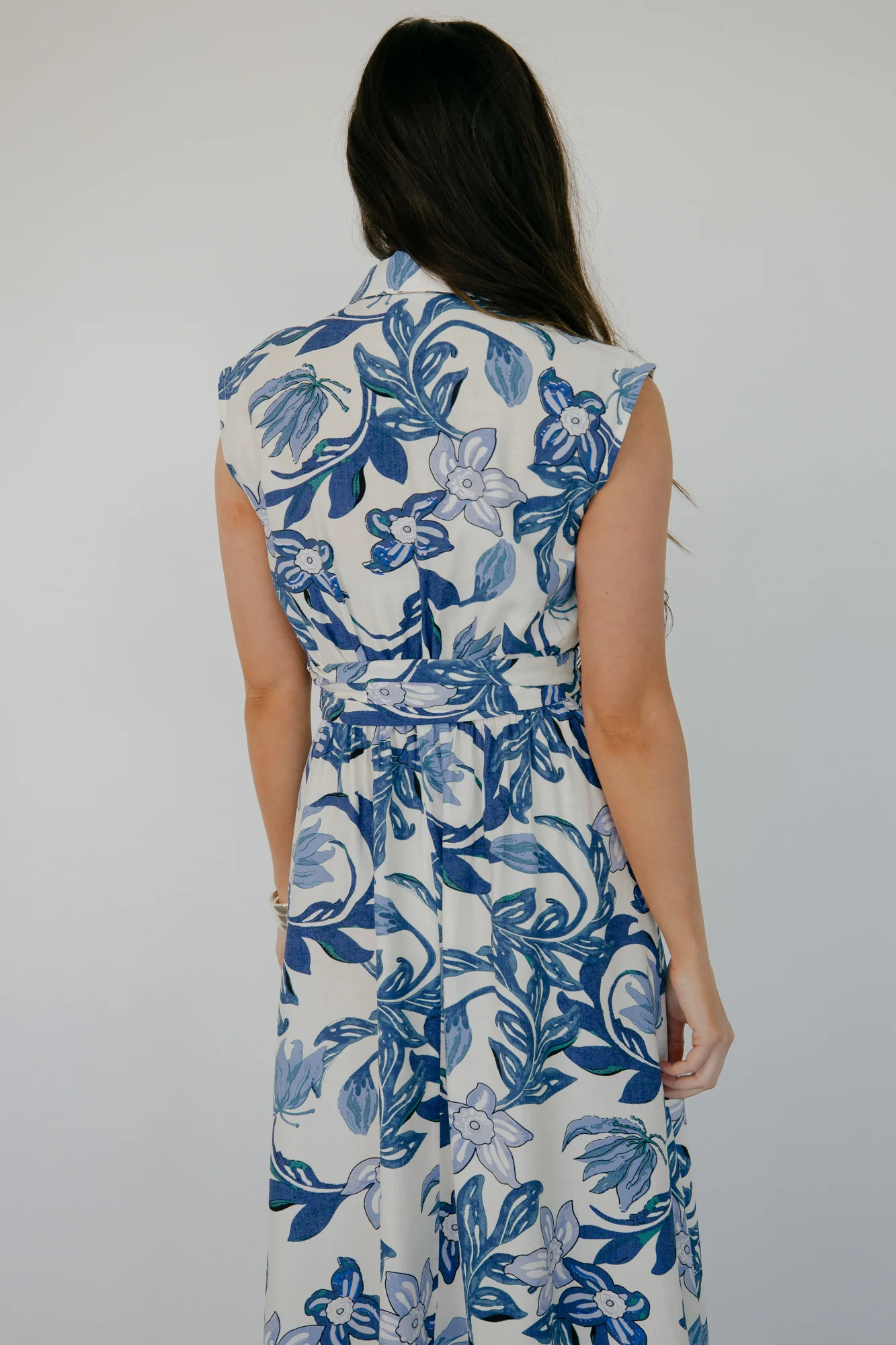 Almeria Maxi Dress | Ivory + Blue Floral - Vlounger