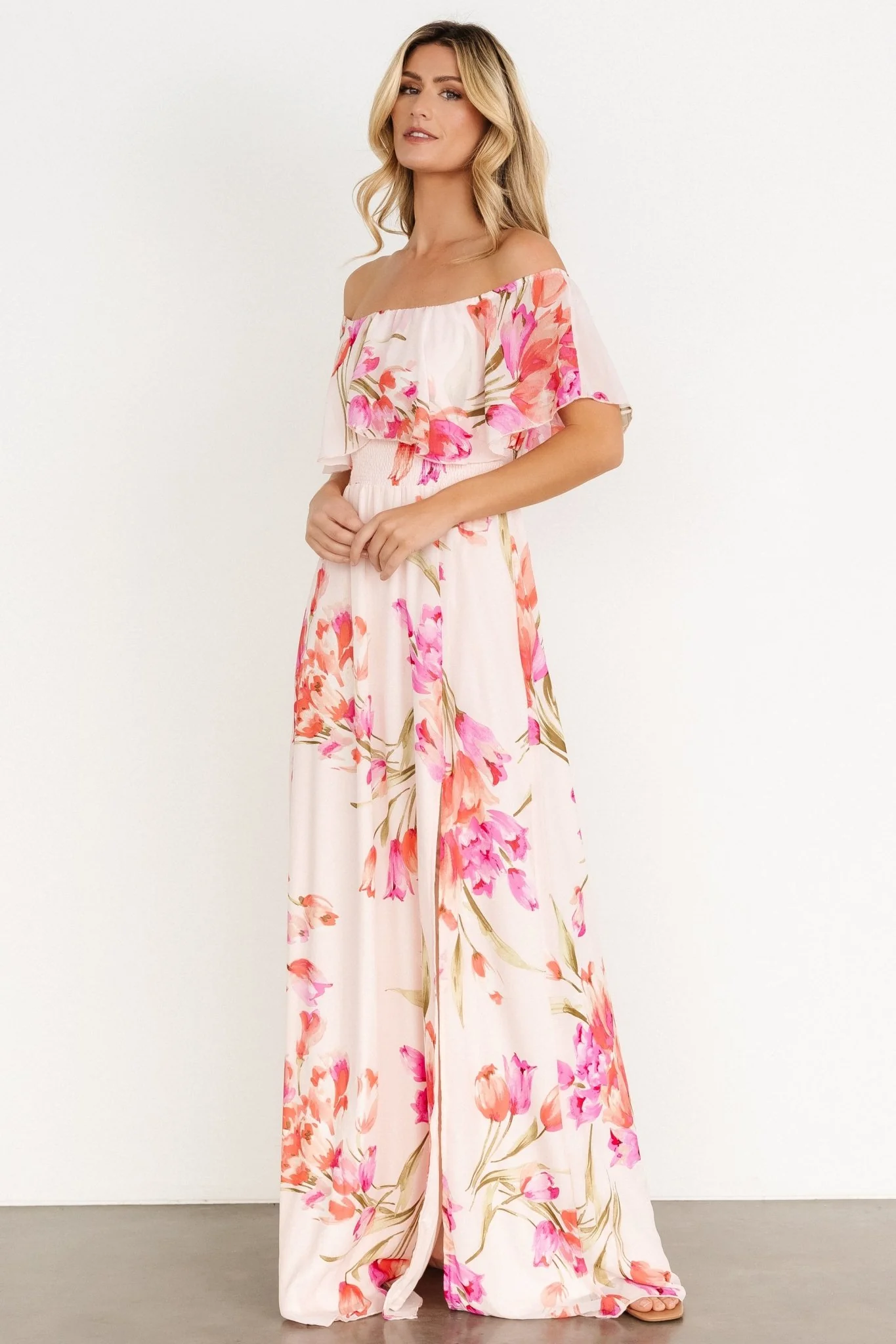 Daphne Off Shoulder Maxi Dress | Blush Floral - Vlounger