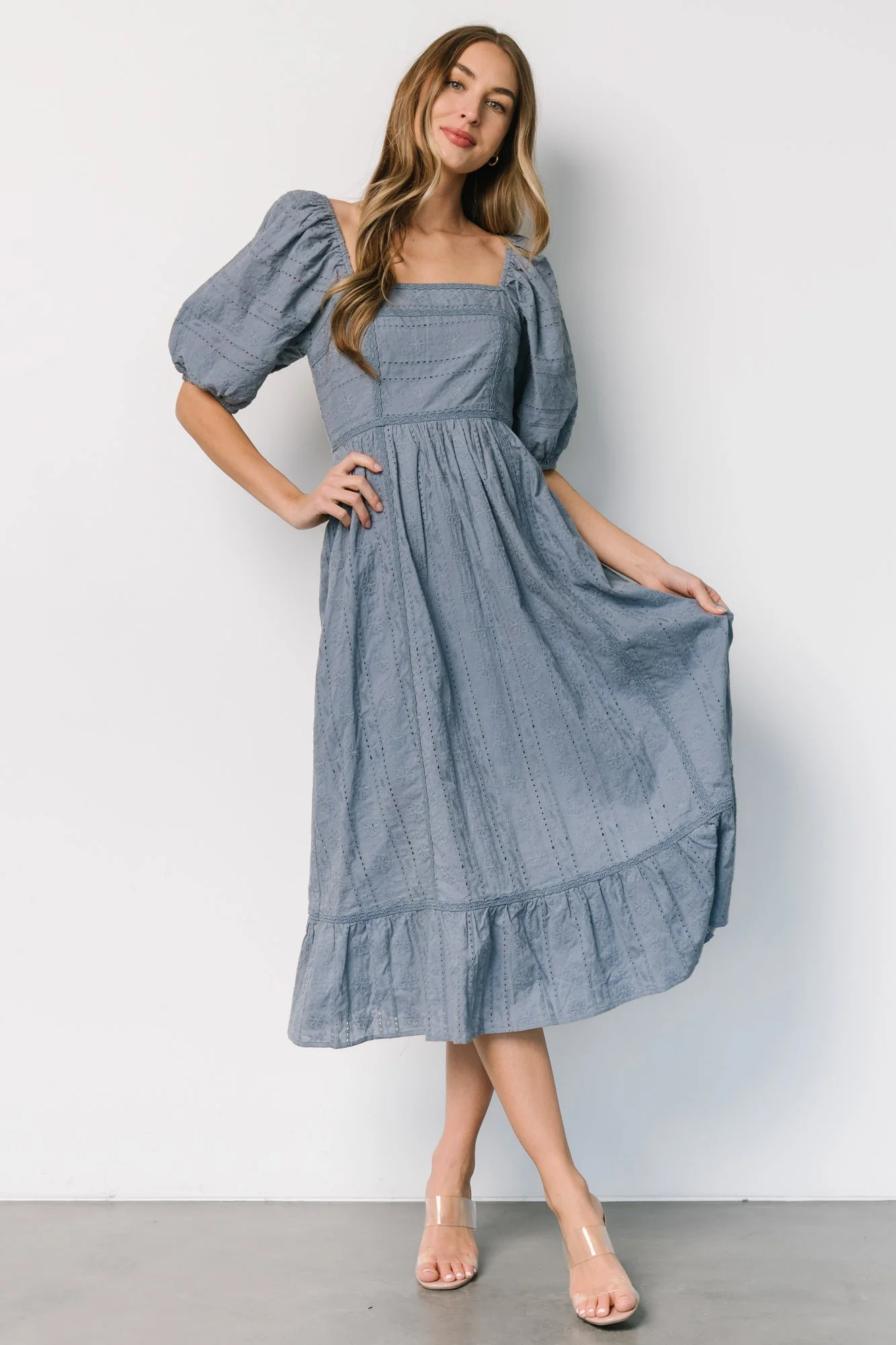 Delaney Eyelet Dress | Dusty Blue - Vlounger