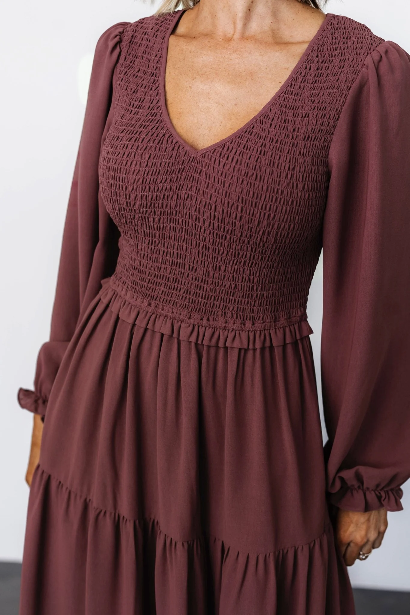 Endsley Smocked Midi Dress | Mauve - Vlounger