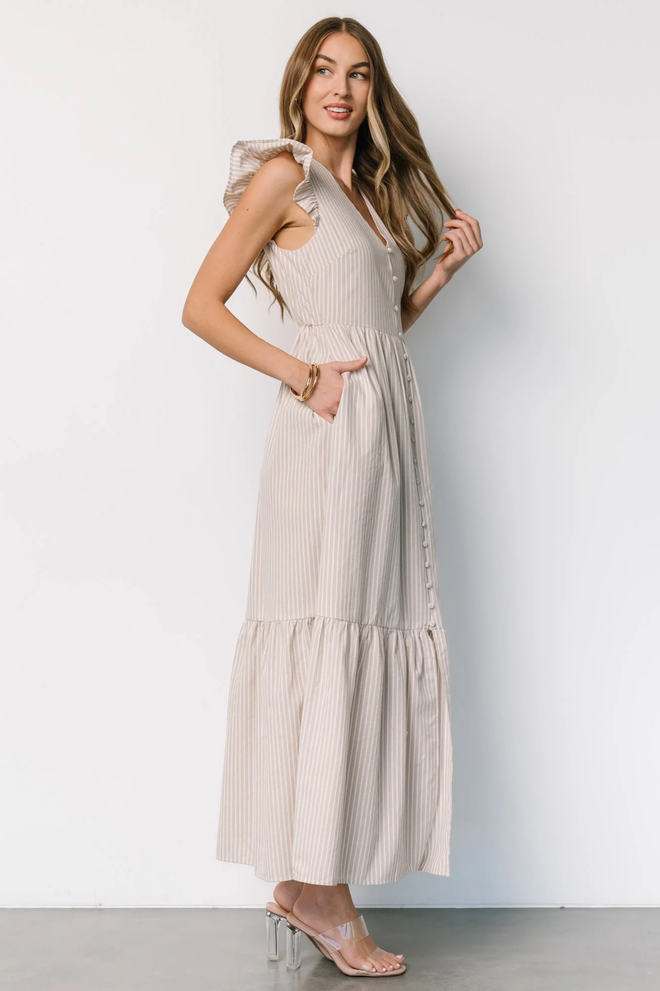 Hettie Button Maxi Dress | Beige Stripe - Vlounger