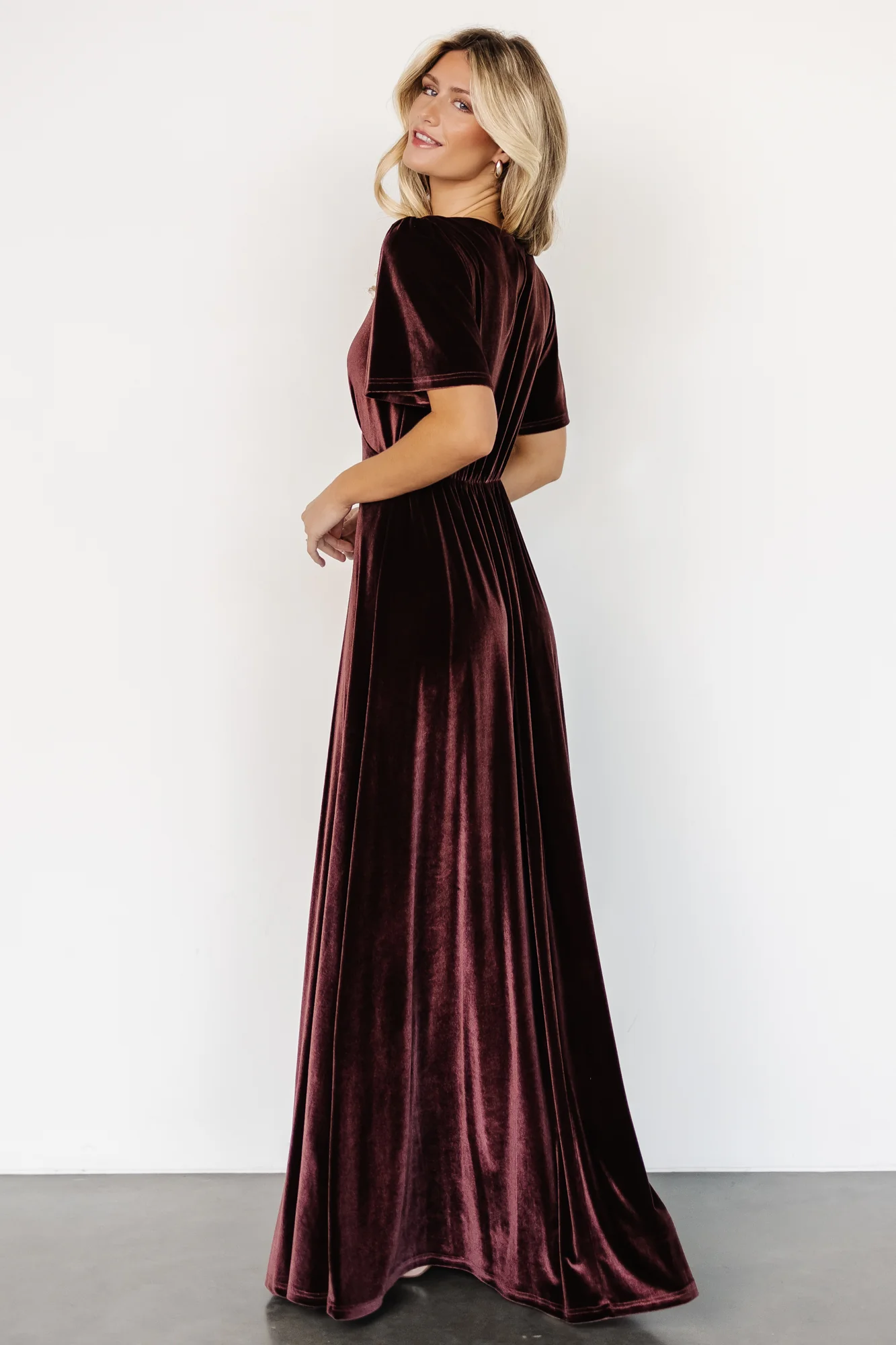 Vivian Velvet Maxi Dress | Clove - Vlounger