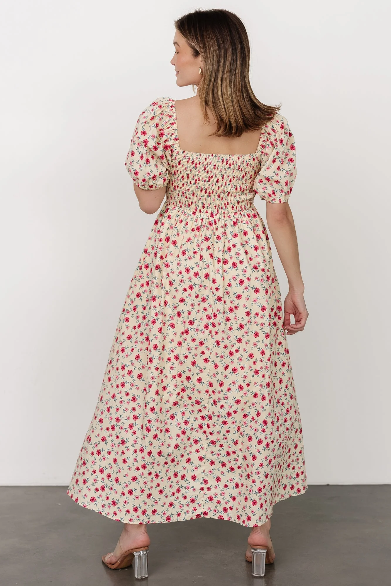 Haddie Smocked Midi Dress | Cream + Rose Floral - Vlounger